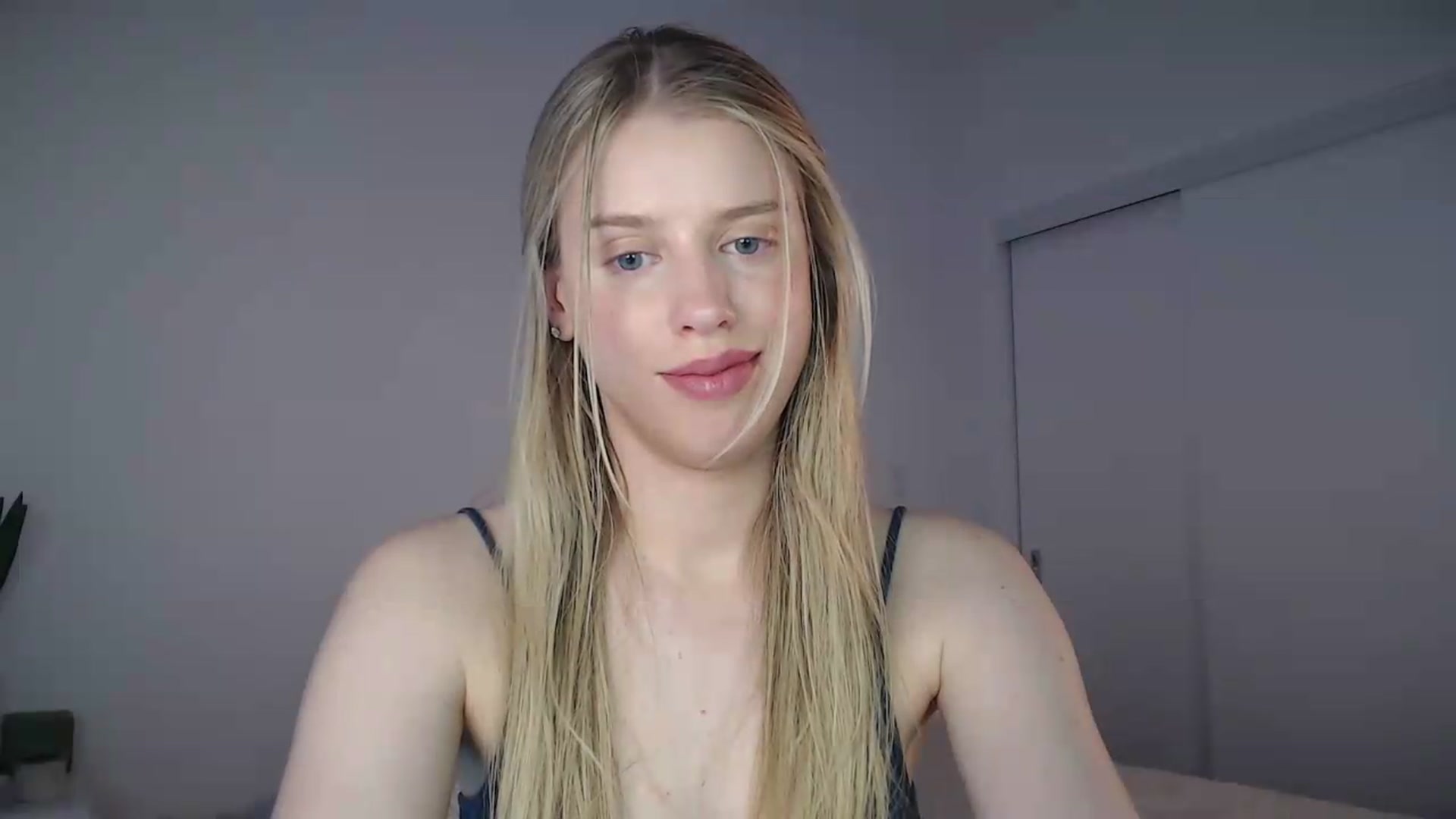 Gallery image thumbnail from LIONESS_1's myfreecams stream on, 05/24/2026, 20:28 image 3 of 20