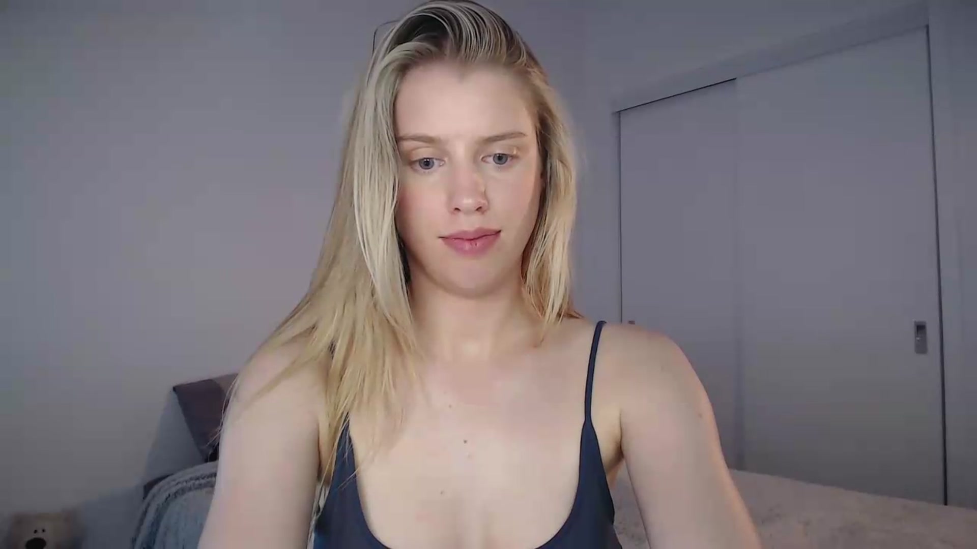Gallery image thumbnail from LIONESS_1's myfreecams stream on, 05/24/2026, 23:02 image 3 of 20