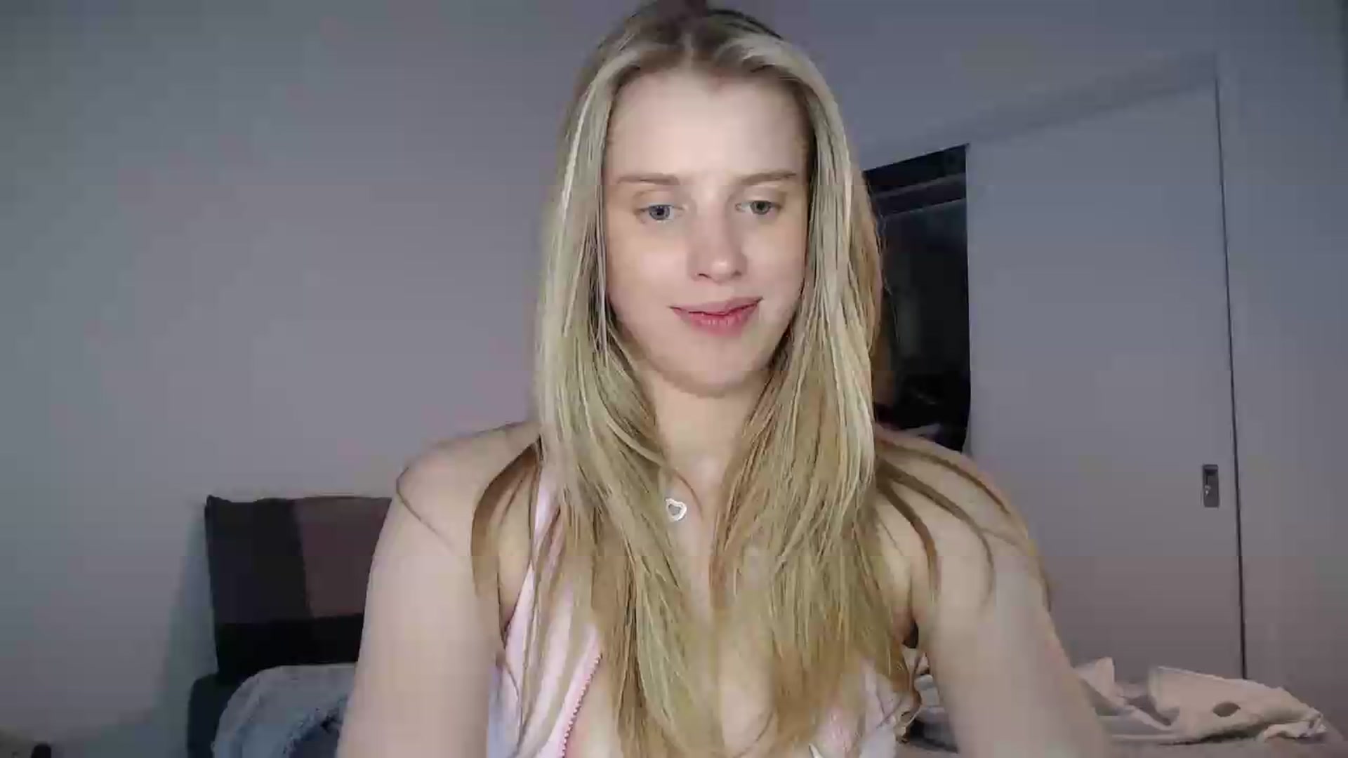 Gallery image thumbnail from LIONESS_1's myfreecams stream on, 06/07/2026, 24:45 image 1 of 20