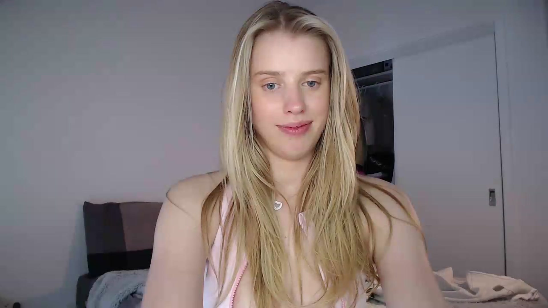 Gallery image thumbnail from LIONESS_1's myfreecams stream on, 06/07/2026, 24:45 image 4 of 20