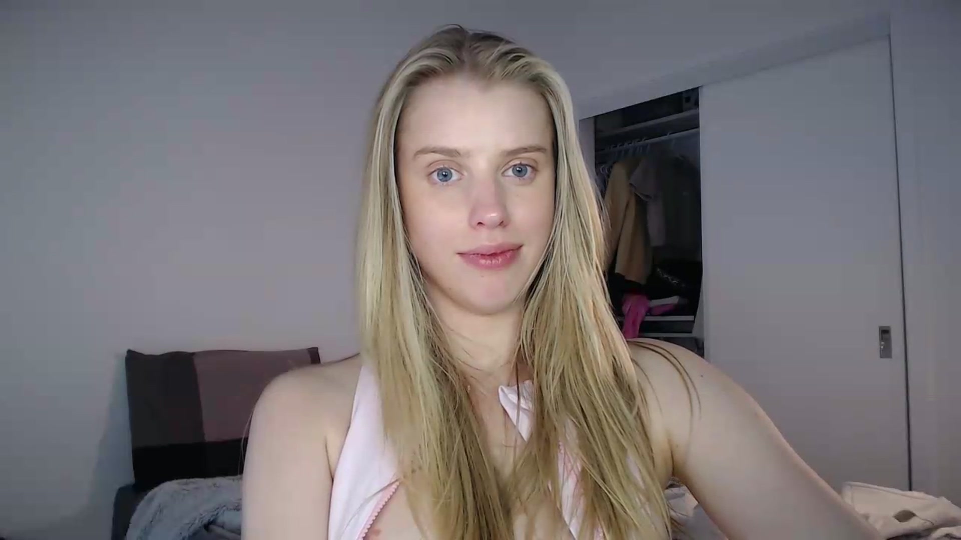 Gallery image thumbnail from LIONESS_1's myfreecams stream on, 06/07/2026, 24:45 image 9 of 20