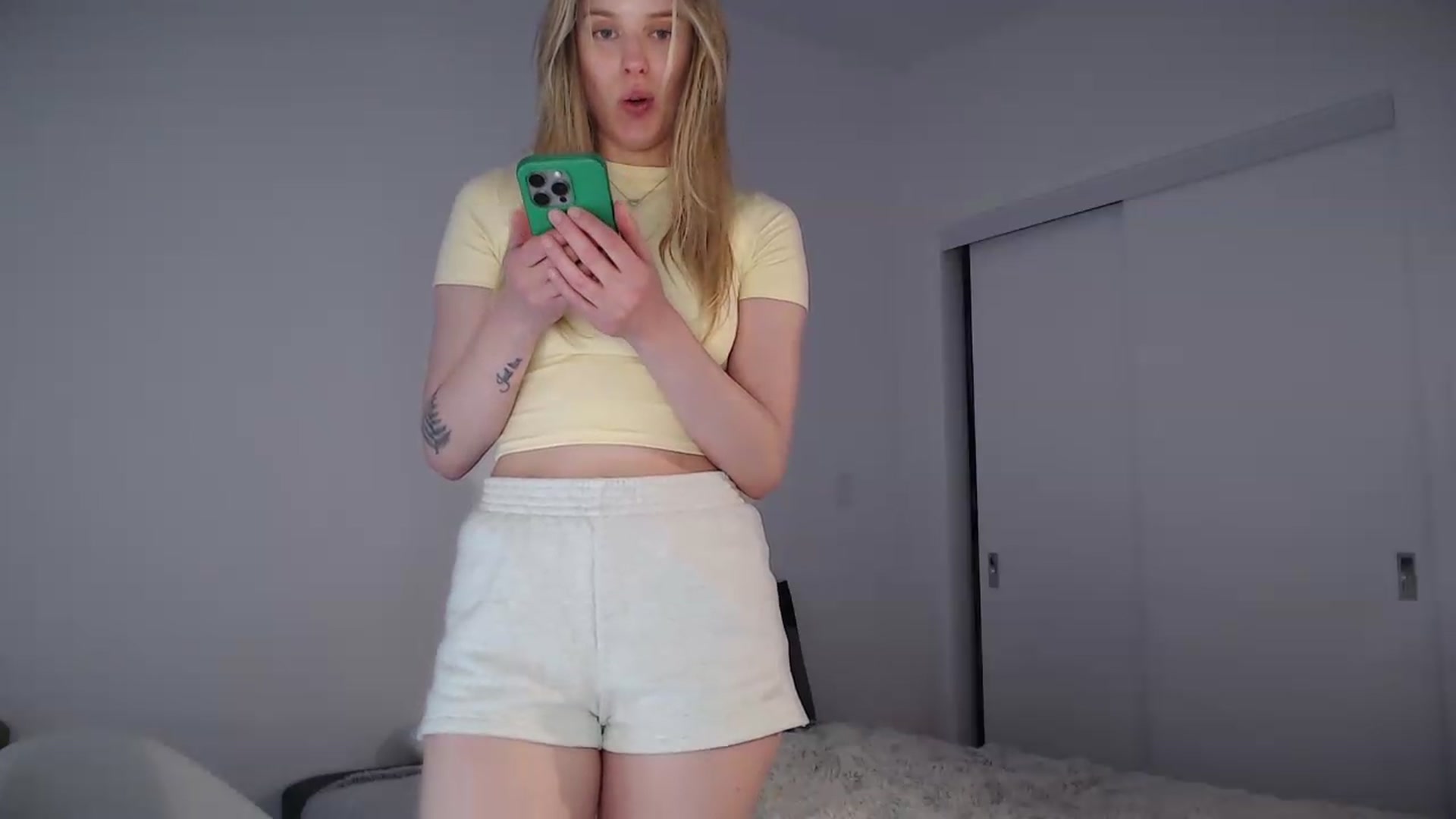 Gallery image thumbnail from LIONESS_1's myfreecams stream on, 06/20/2026, 23:46 image 8 of 20