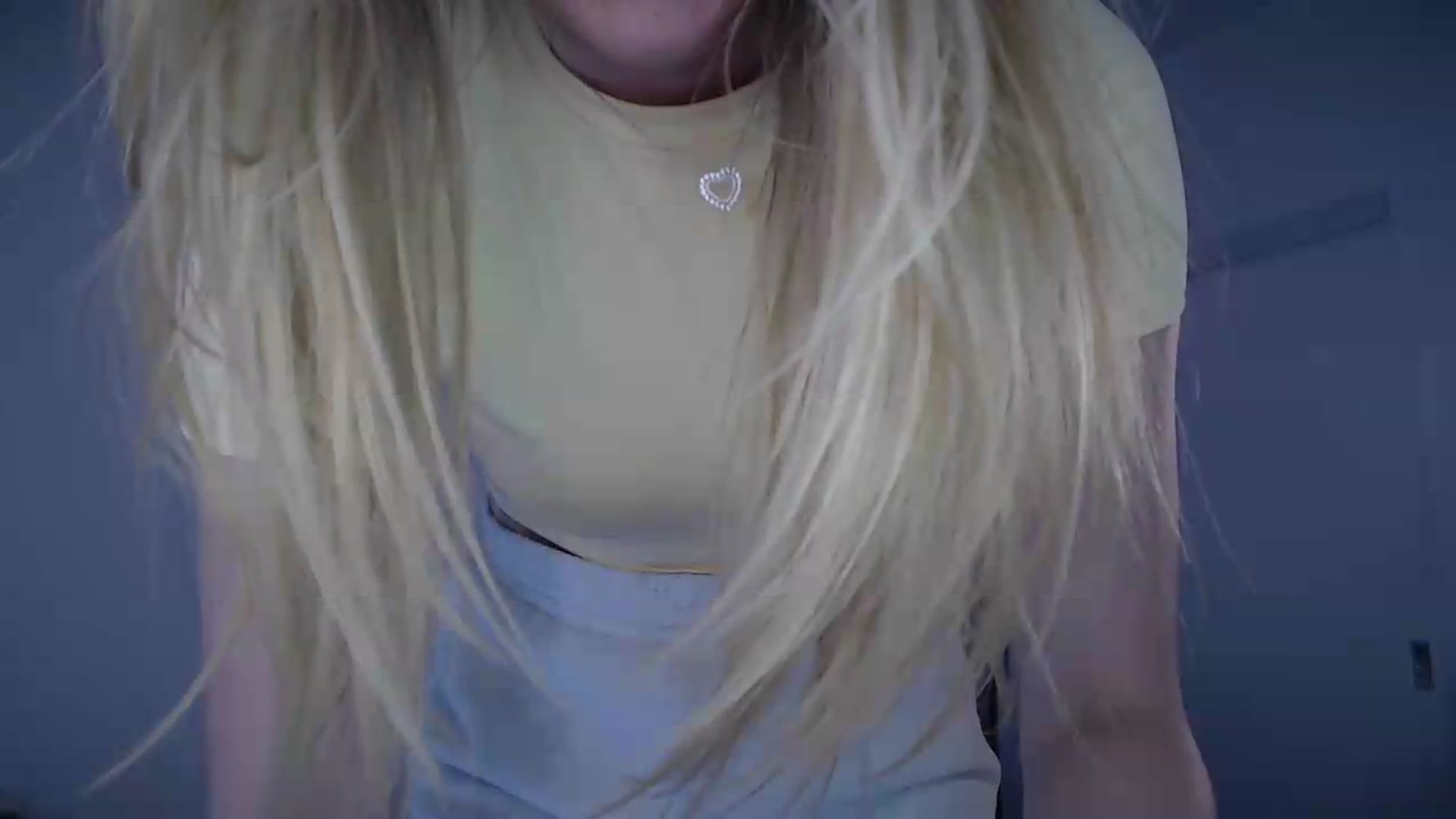 Gallery image thumbnail from LIONESS_1's myfreecams stream on, 06/20/2026, 23:46 image 3 of 20