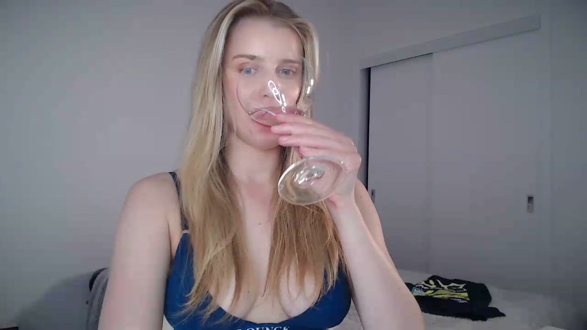 Gallery image thumbnail from LIONESS_1's myfreecams stream on, 06/21/2026, 20:04 image 11 of 20