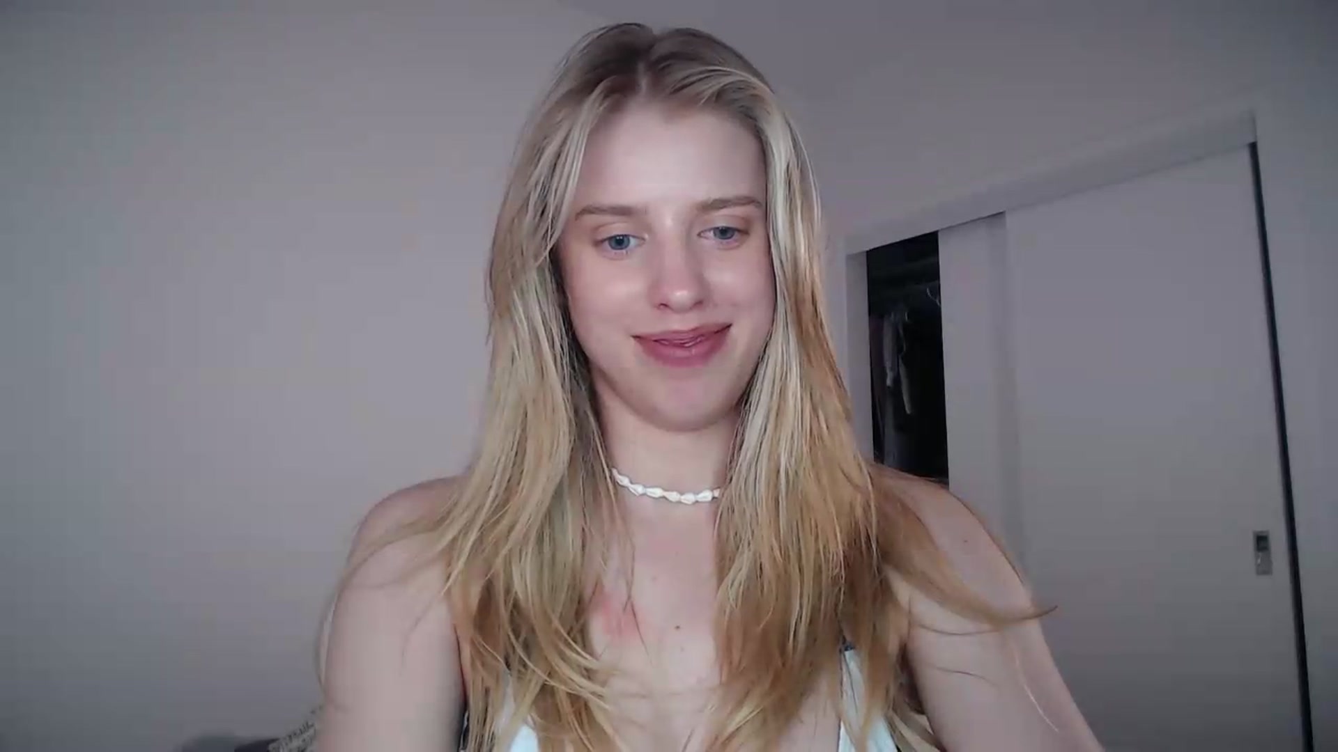 Gallery image thumbnail from LIONESS_1's myfreecams stream on, 06/28/2026, 21:45 image 19 of 20
