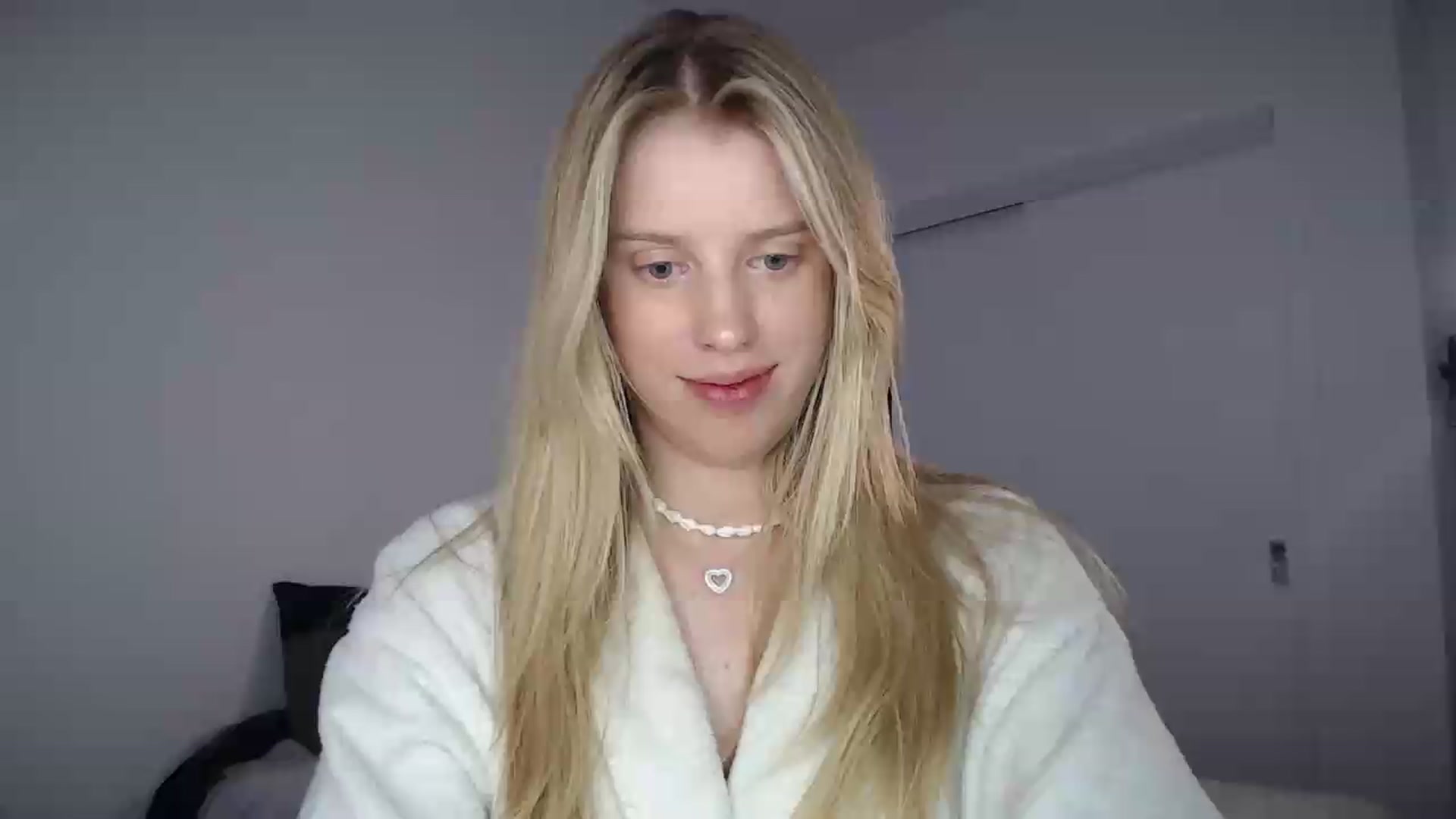 Gallery image thumbnail from LIONESS_1's myfreecams stream on, 07/04/2026, 19:45 image 5 of 20