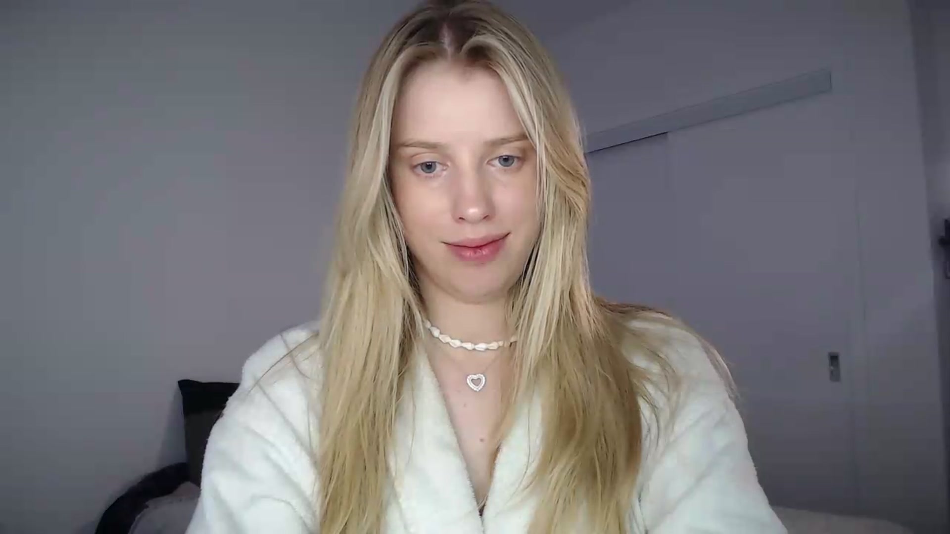Gallery image thumbnail from LIONESS_1's myfreecams stream on, 07/04/2026, 19:45 image 3 of 20