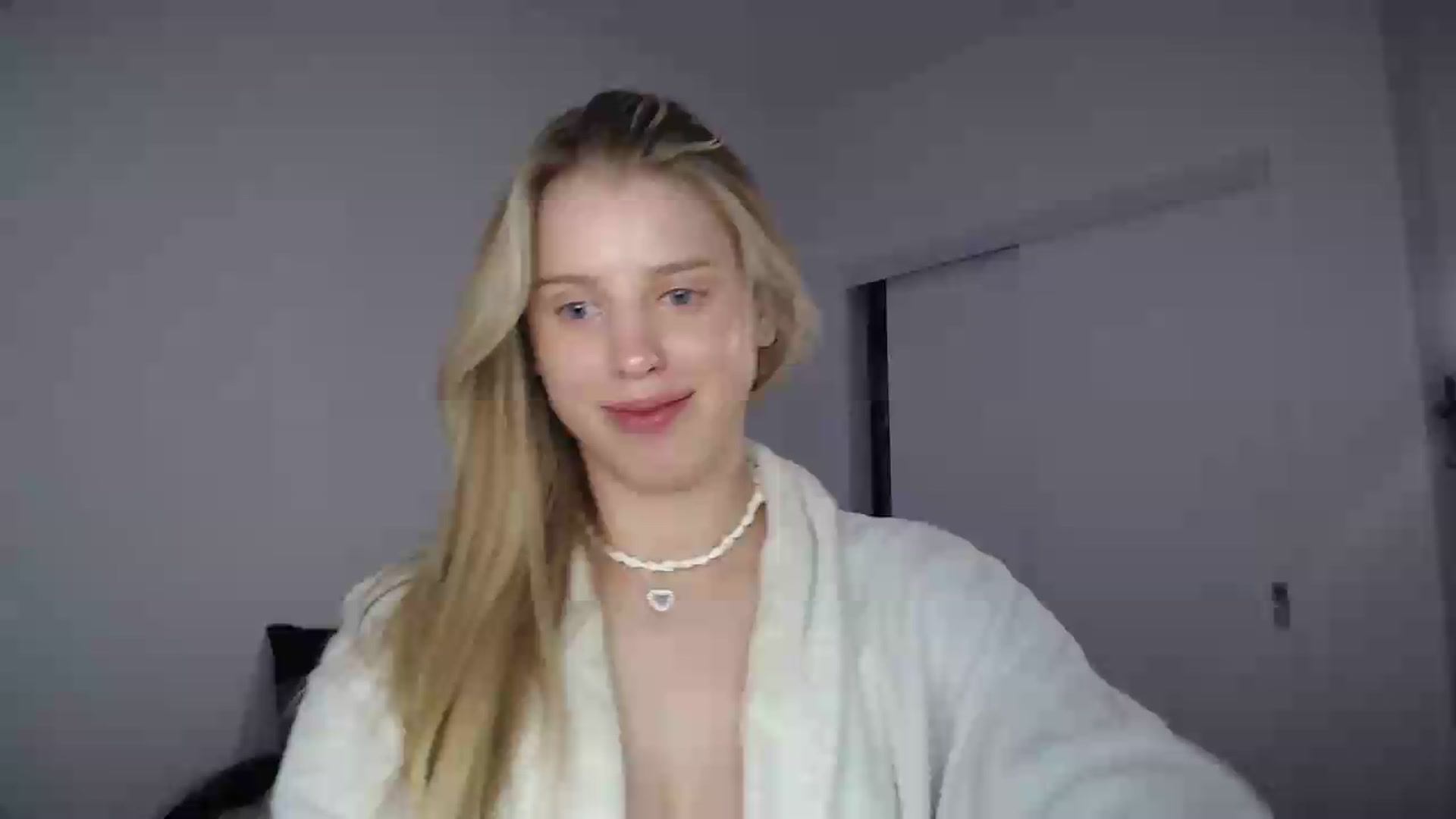 Gallery image thumbnail from LIONESS_1's myfreecams stream on, 07/04/2026, 19:45 image 14 of 20