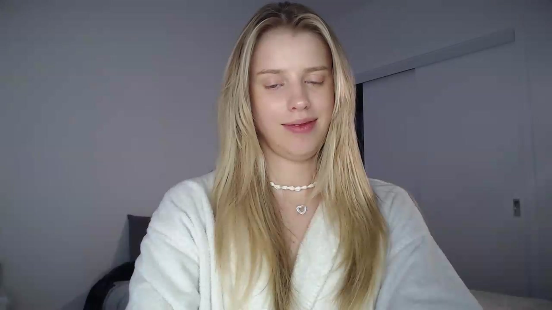 Gallery image thumbnail from LIONESS_1's myfreecams stream on, 07/04/2026, 20:58 image 17 of 20