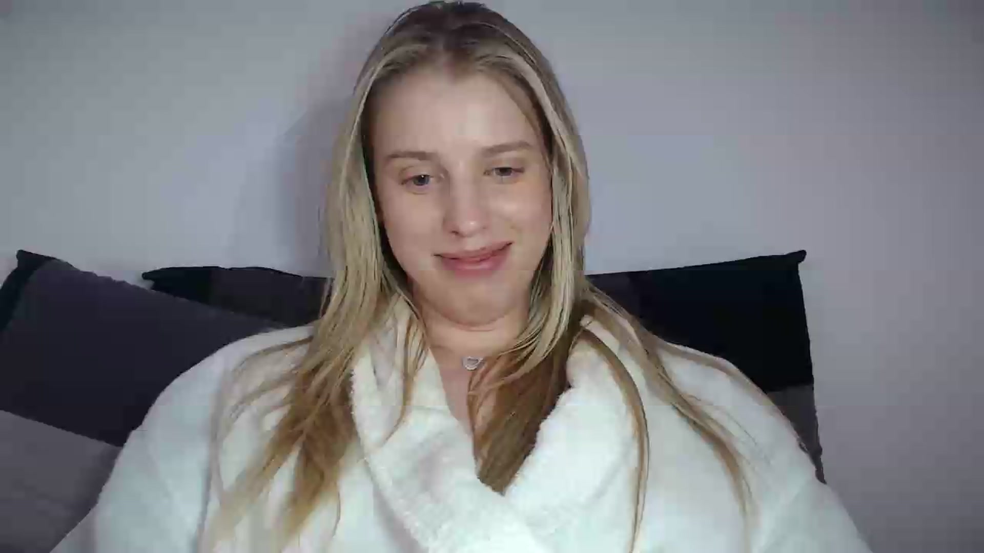 Gallery image thumbnail from LIONESS_1's myfreecams stream on, 07/12/2026, 21:29 image 2 of 20