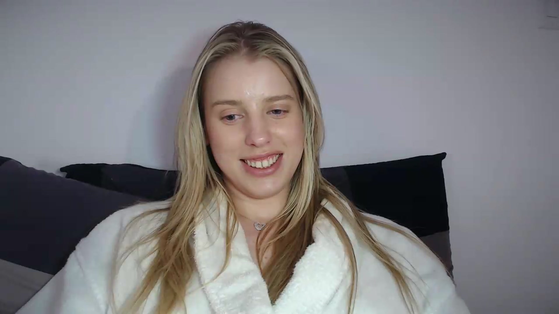 Gallery image thumbnail from LIONESS_1's myfreecams stream on, 07/12/2026, 21:29 image 7 of 20