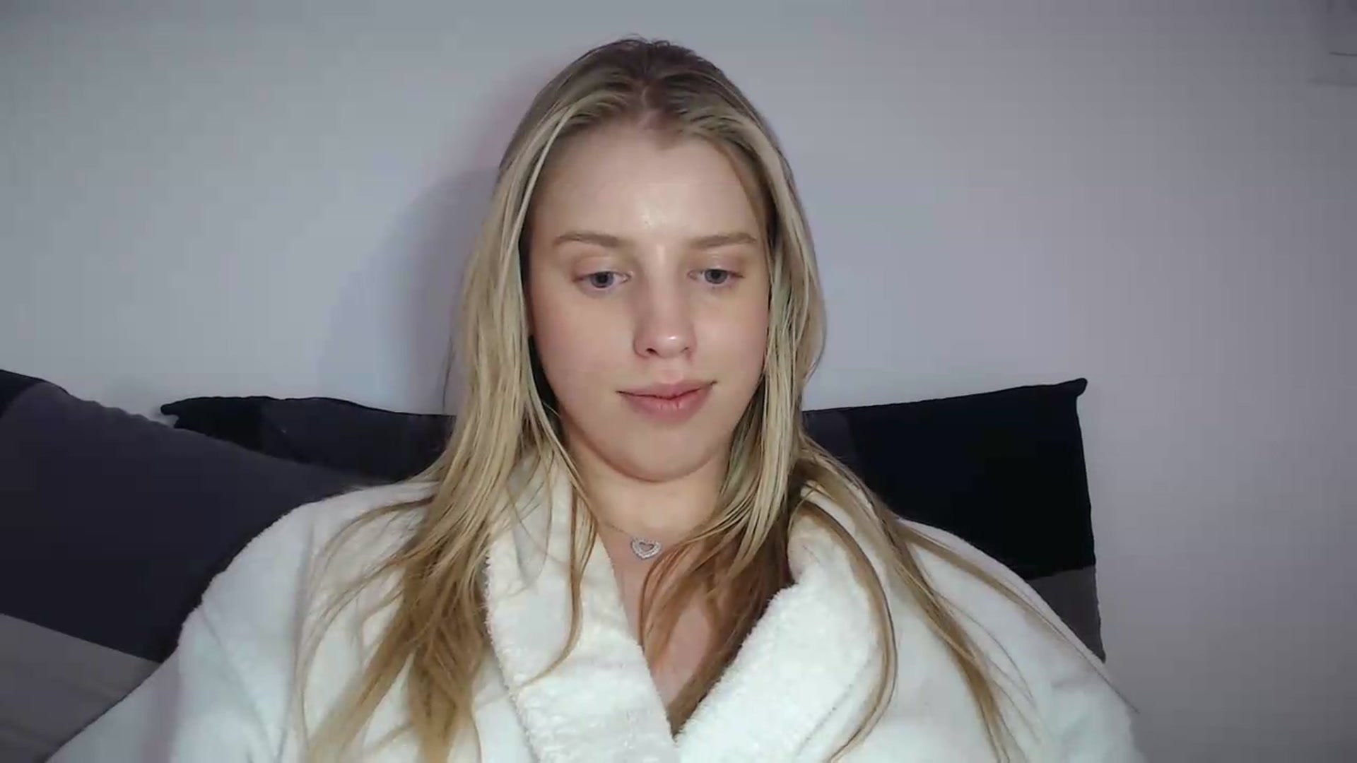 Gallery image thumbnail from LIONESS_1's myfreecams stream on, 07/12/2026, 21:29 image 15 of 20