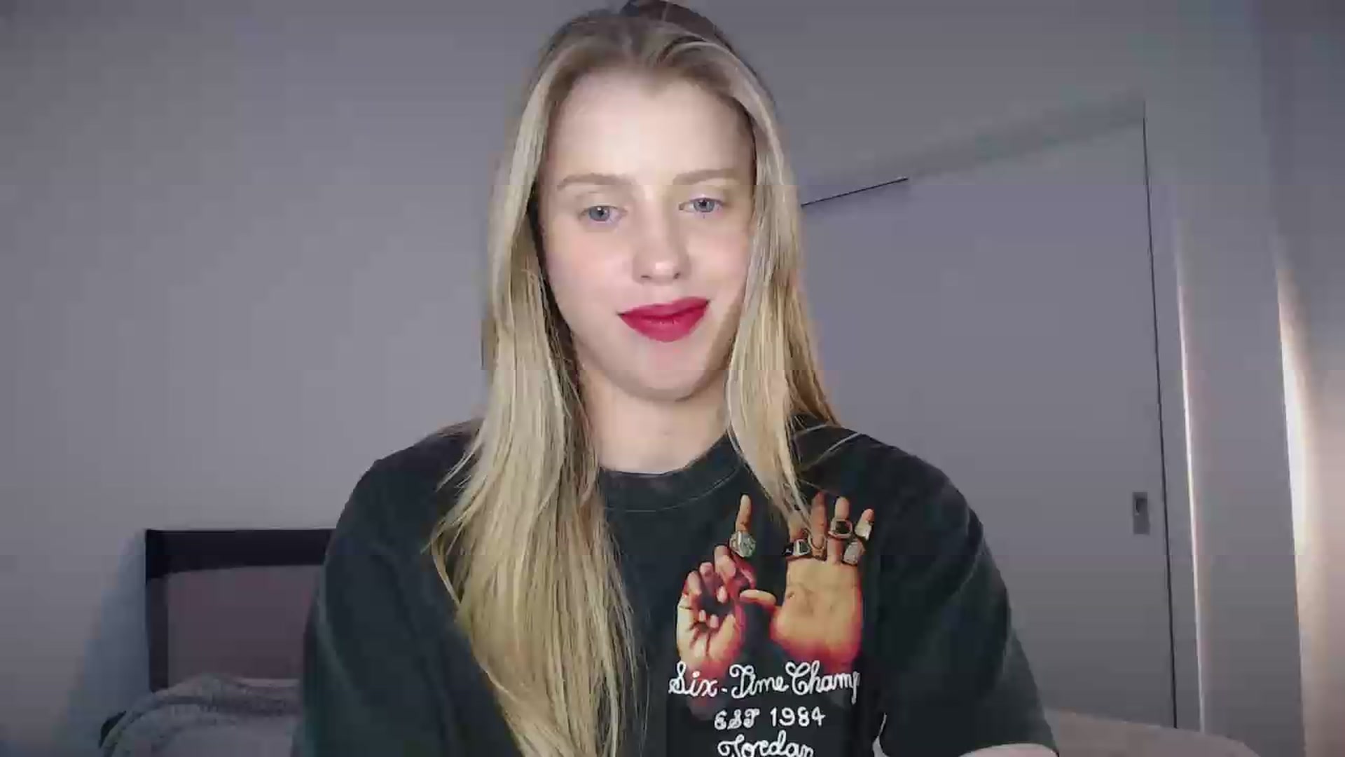 Gallery image thumbnail from LIONESS_1's myfreecams stream on, 07/27/2026, 20:58 image 1 of 20