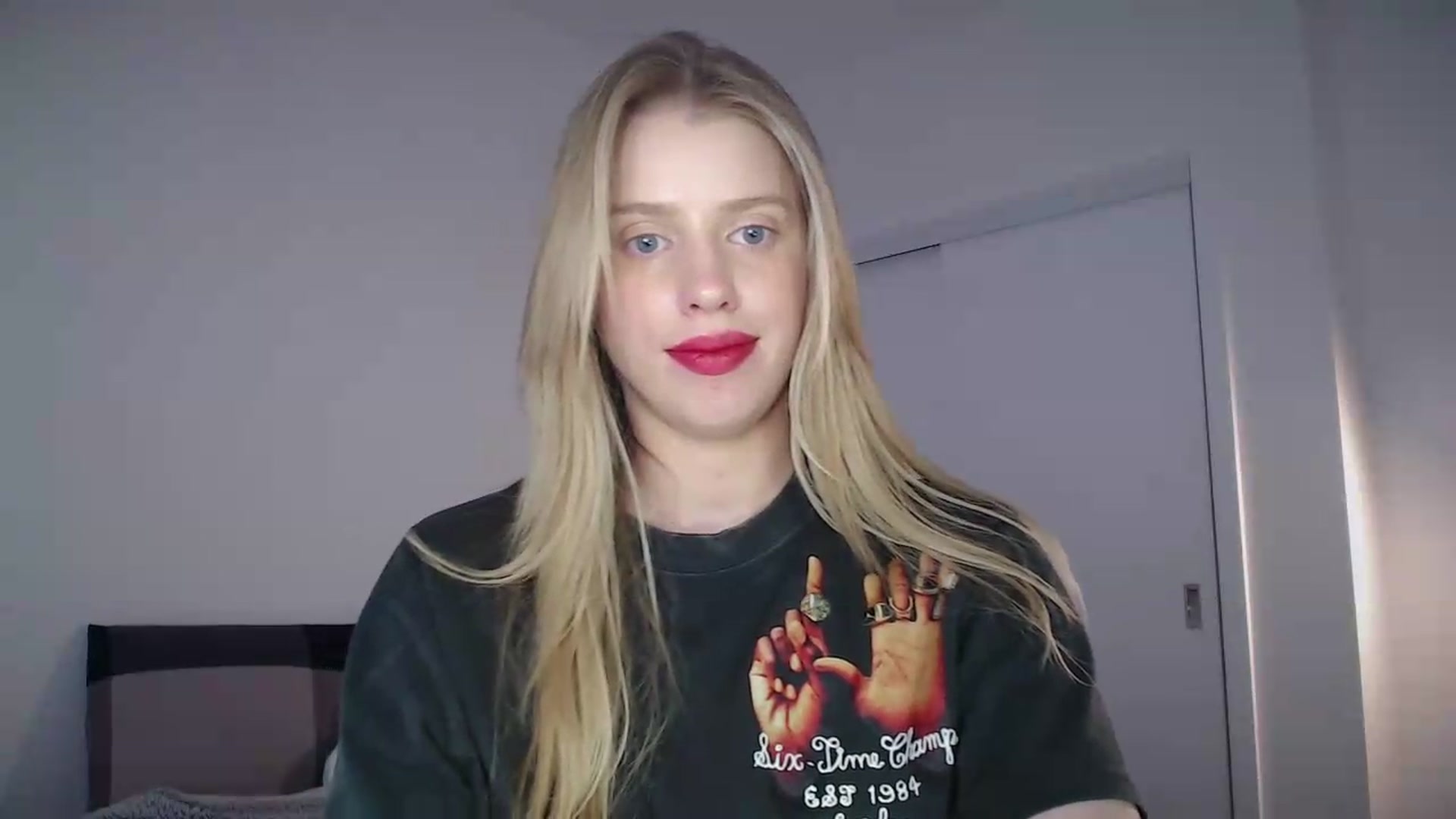 Gallery image thumbnail from LIONESS_1's myfreecams stream on, 07/27/2026, 20:58 image 19 of 20
