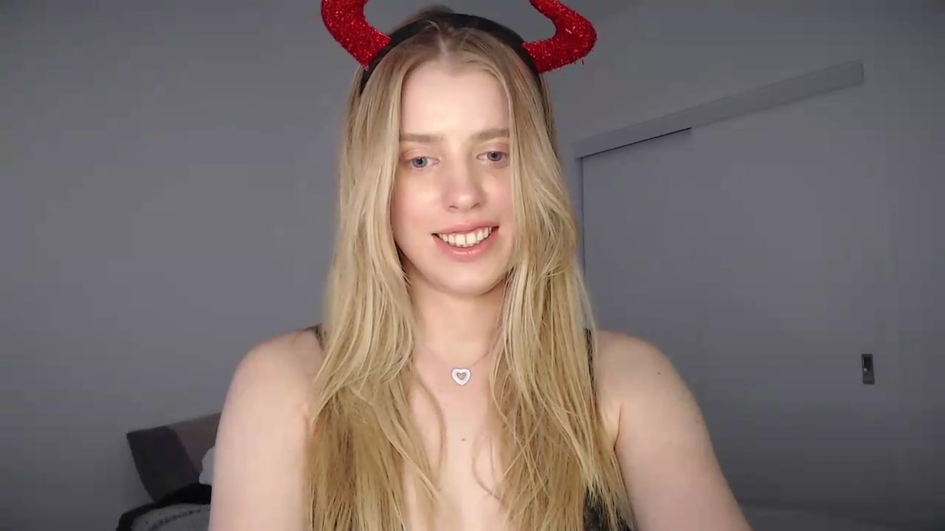Gallery image thumbnail from LIONESS_1's myfreecams stream on, 08/01/2026, 20:32 image 11 of 20