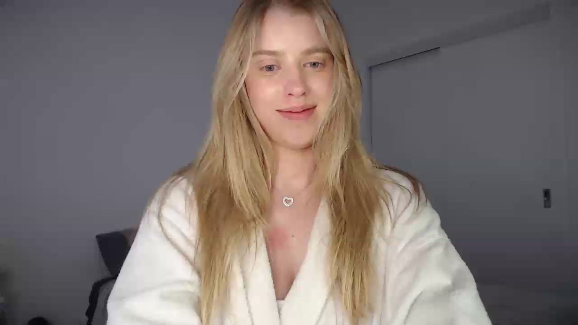 Gallery image thumbnail from LIONESS_1's myfreecams stream on, 08/01/2026, 21:42 image 19 of 20