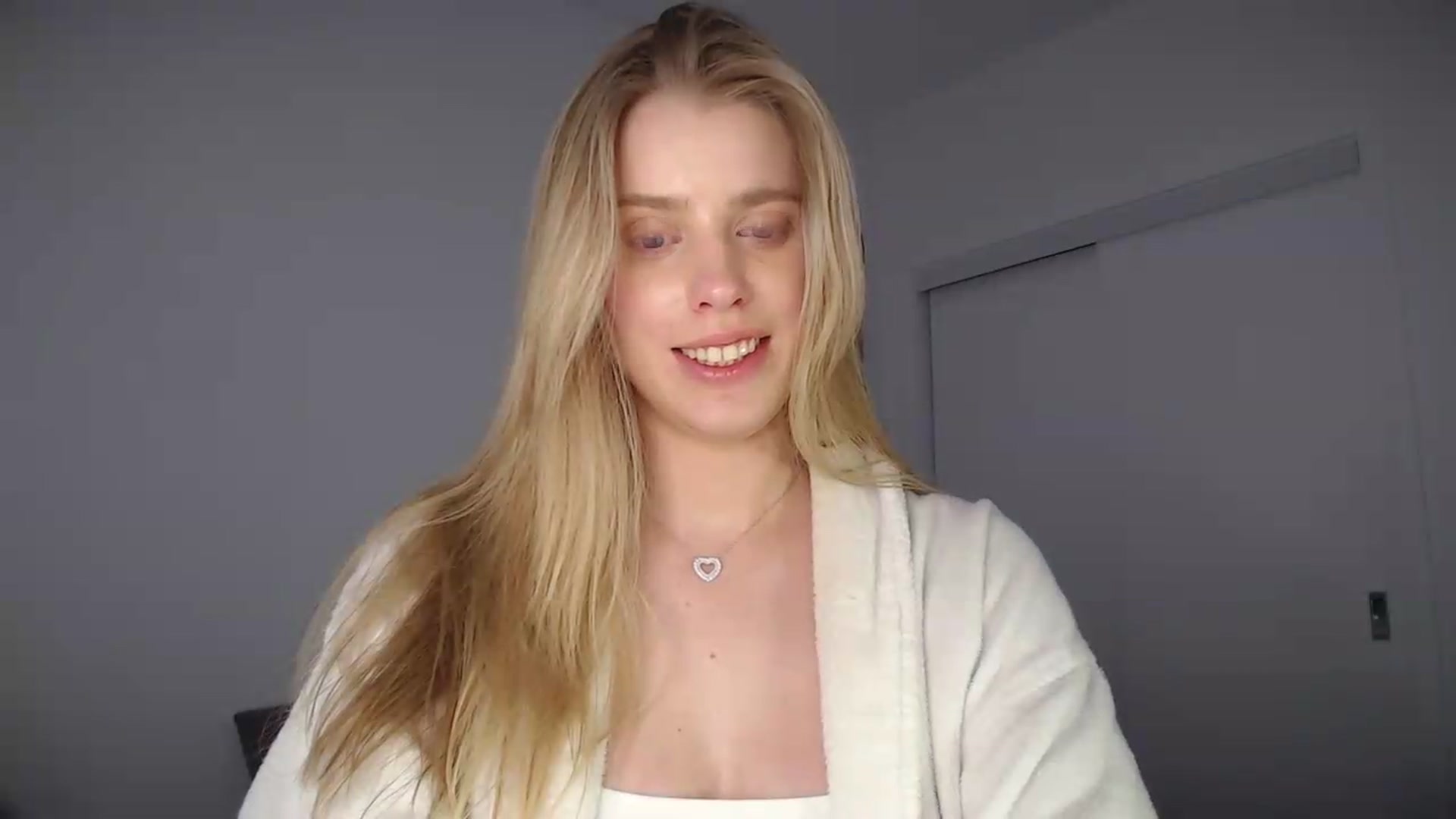 Gallery image thumbnail from LIONESS_1's myfreecams stream on, 08/01/2026, 21:42 image 9 of 20