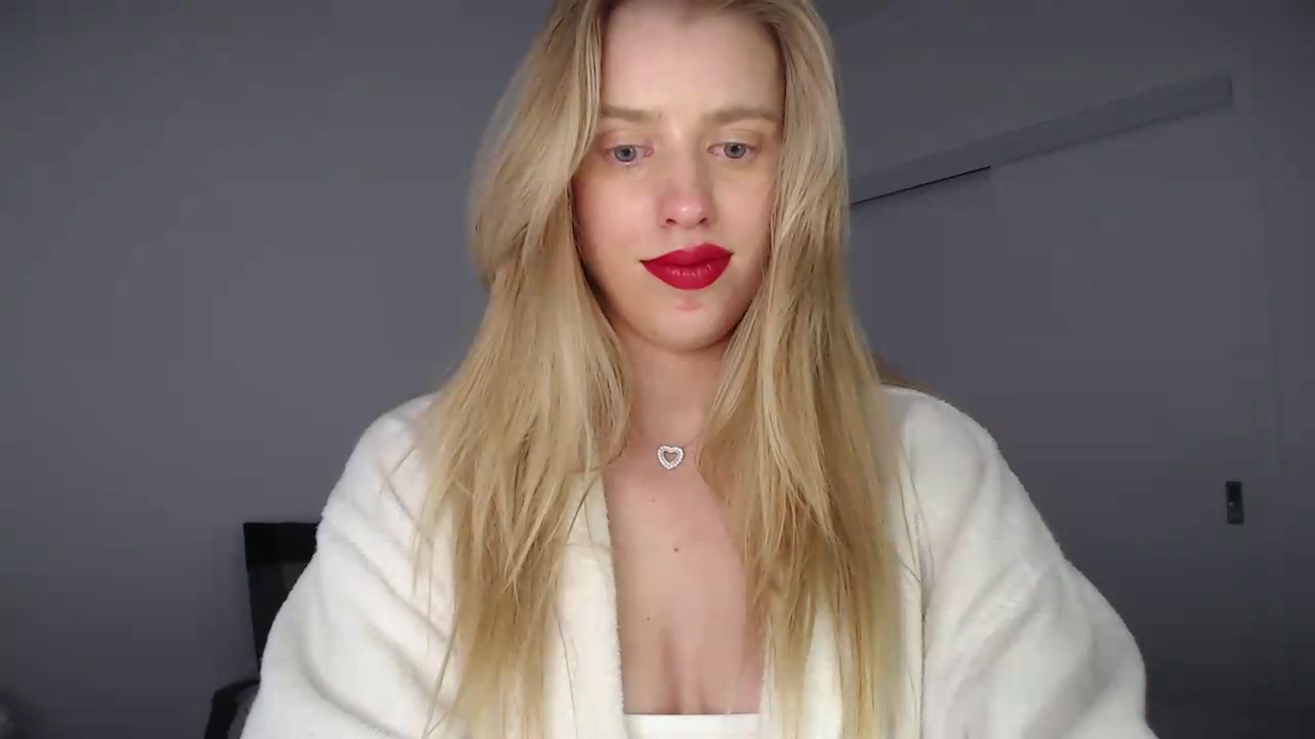 Gallery image thumbnail from LIONESS_1's myfreecams stream on, 08/01/2026, 23:49 image 3 of 20