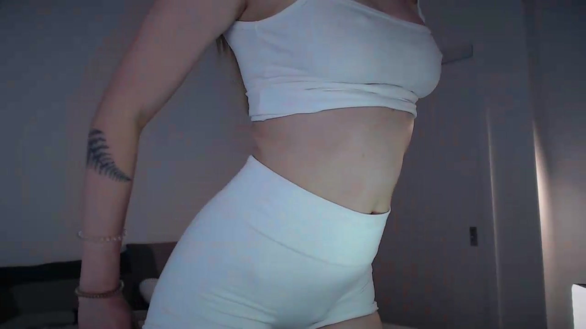 Gallery image thumbnail from LIONESS_1's myfreecams stream on, 08/02/2026, 22:39 image 7 of 20