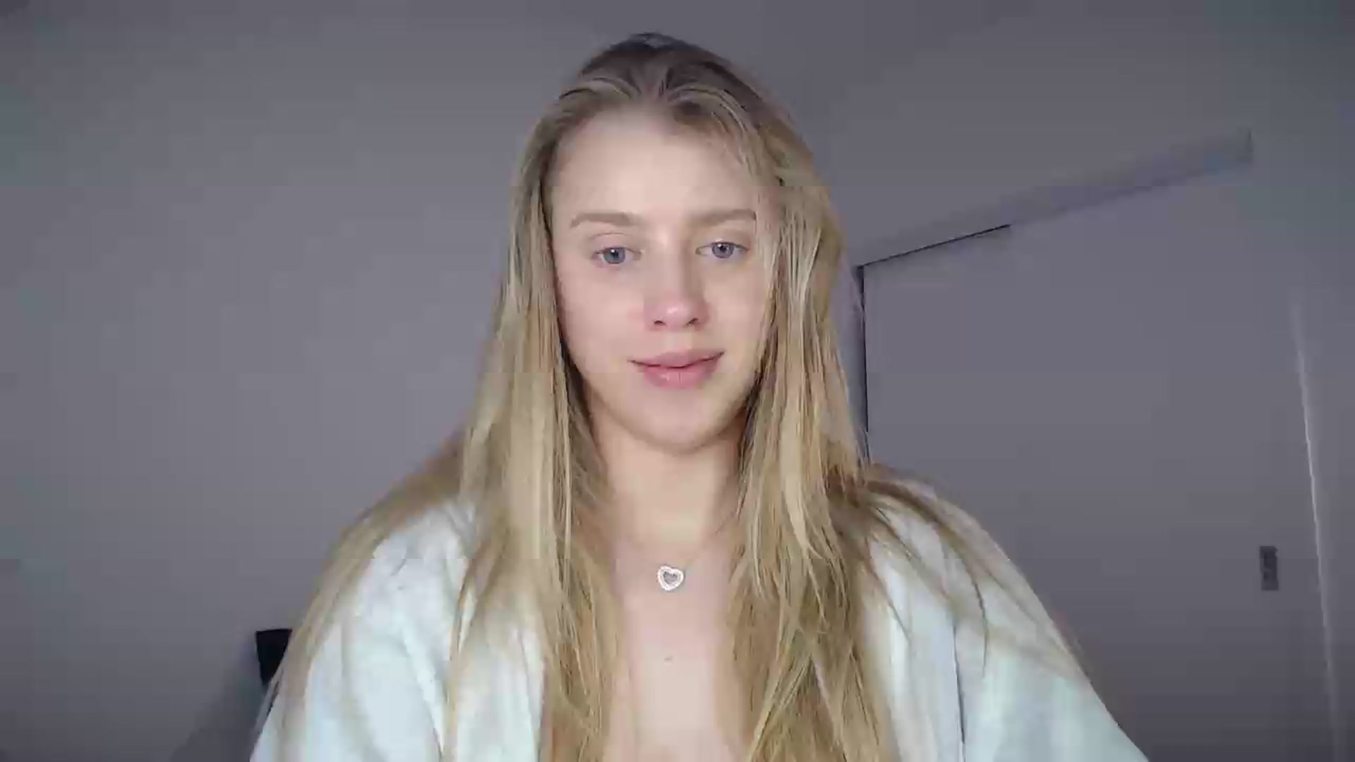 Gallery image thumbnail from LIONESS_1's myfreecams stream on, 08/02/2026, 22:39 image 1 of 20