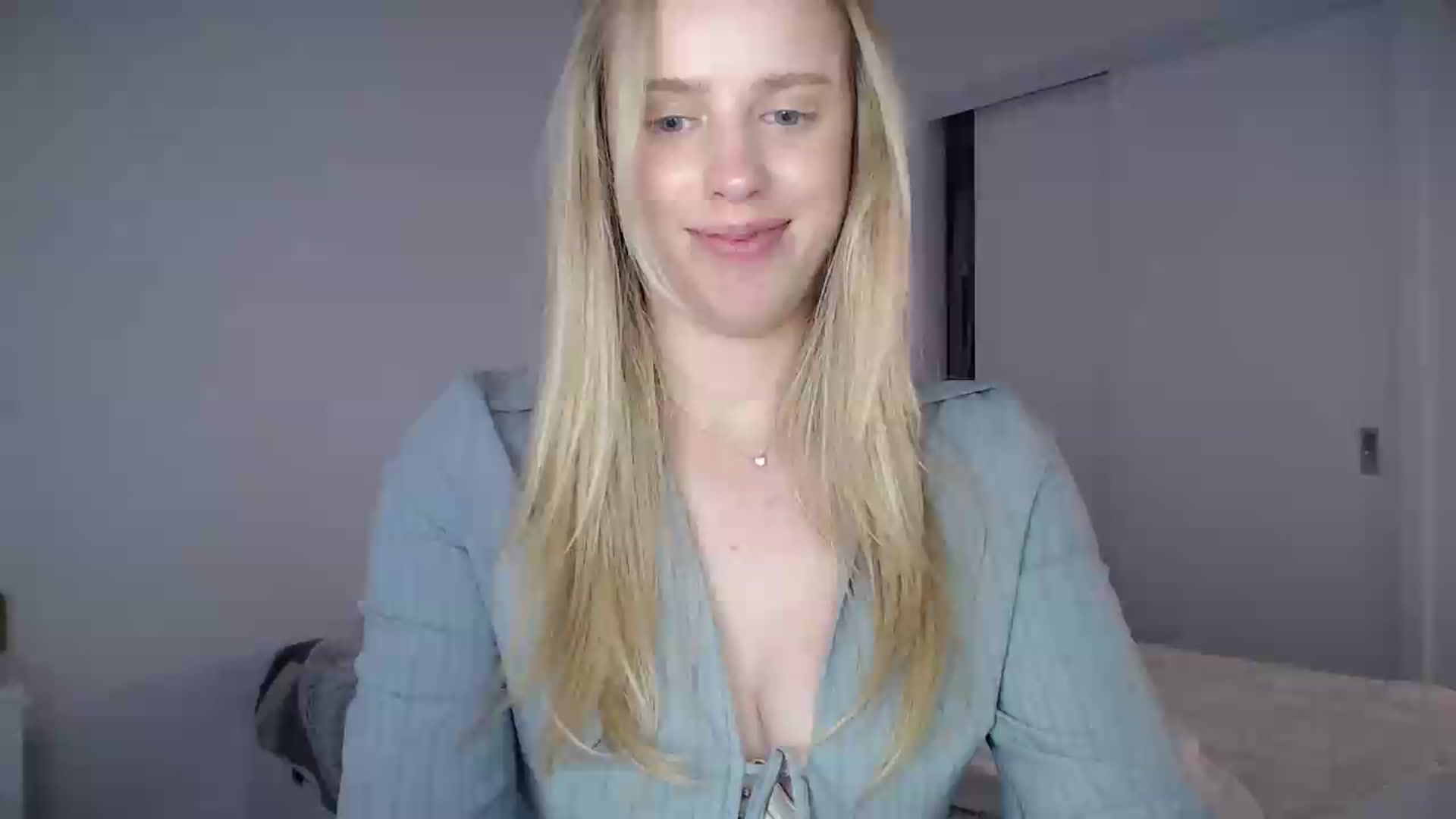 Gallery image thumbnail from LIONESS_1's myfreecams stream on, 08/15/2026, 22:32 image 1 of 20