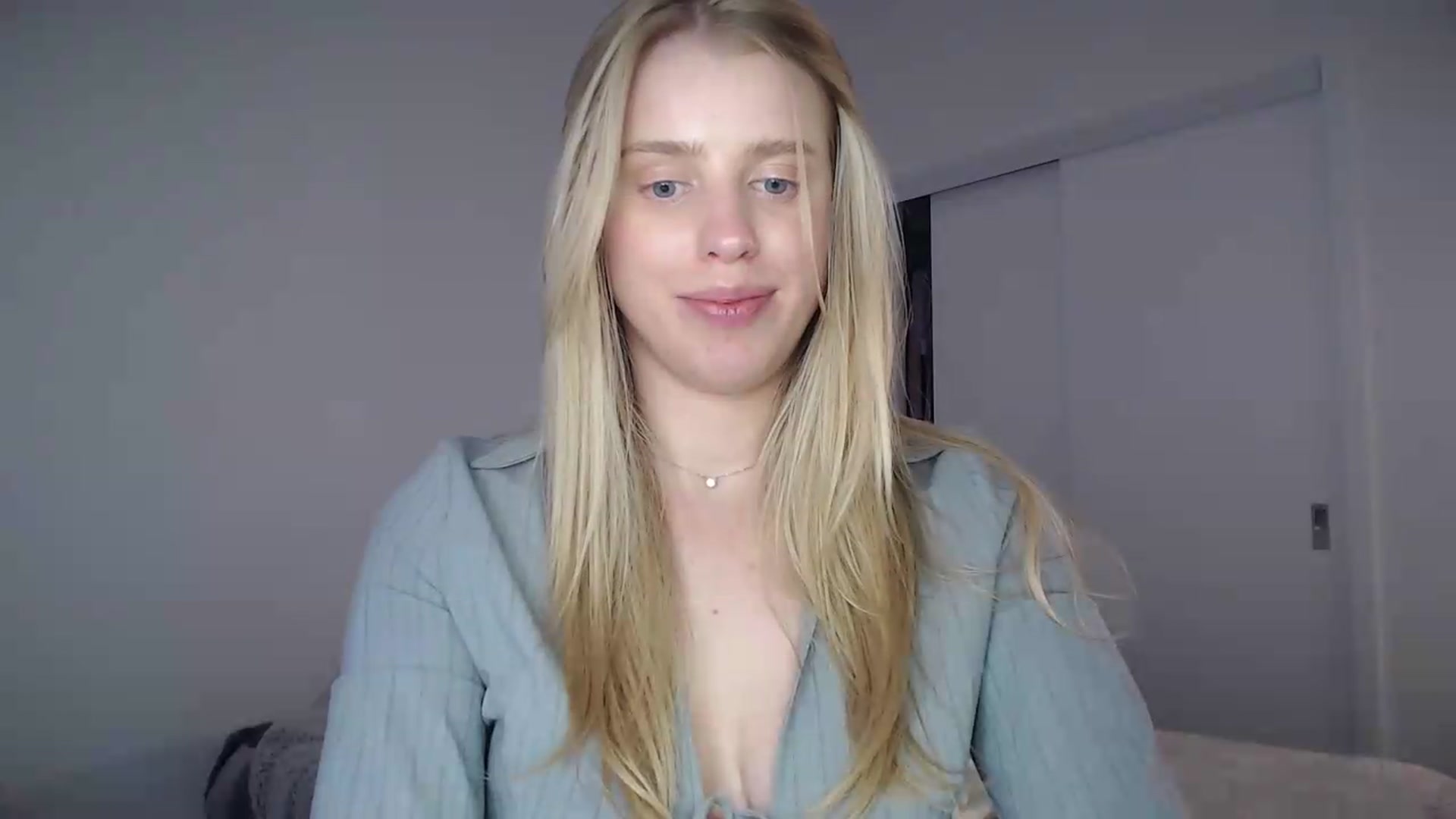Gallery image thumbnail from LIONESS_1's myfreecams stream on, 08/15/2026, 22:32 image 5 of 20