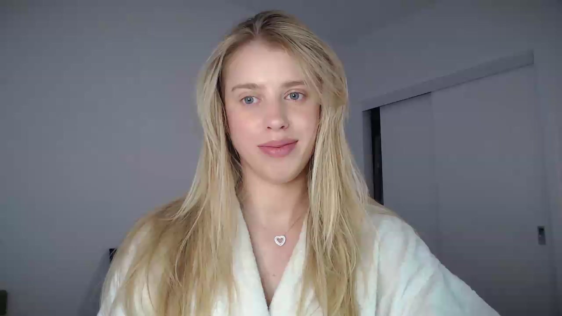 Gallery image thumbnail from LIONESS_1's myfreecams stream on, 08/16/2026, 17:47 image 1 of 20