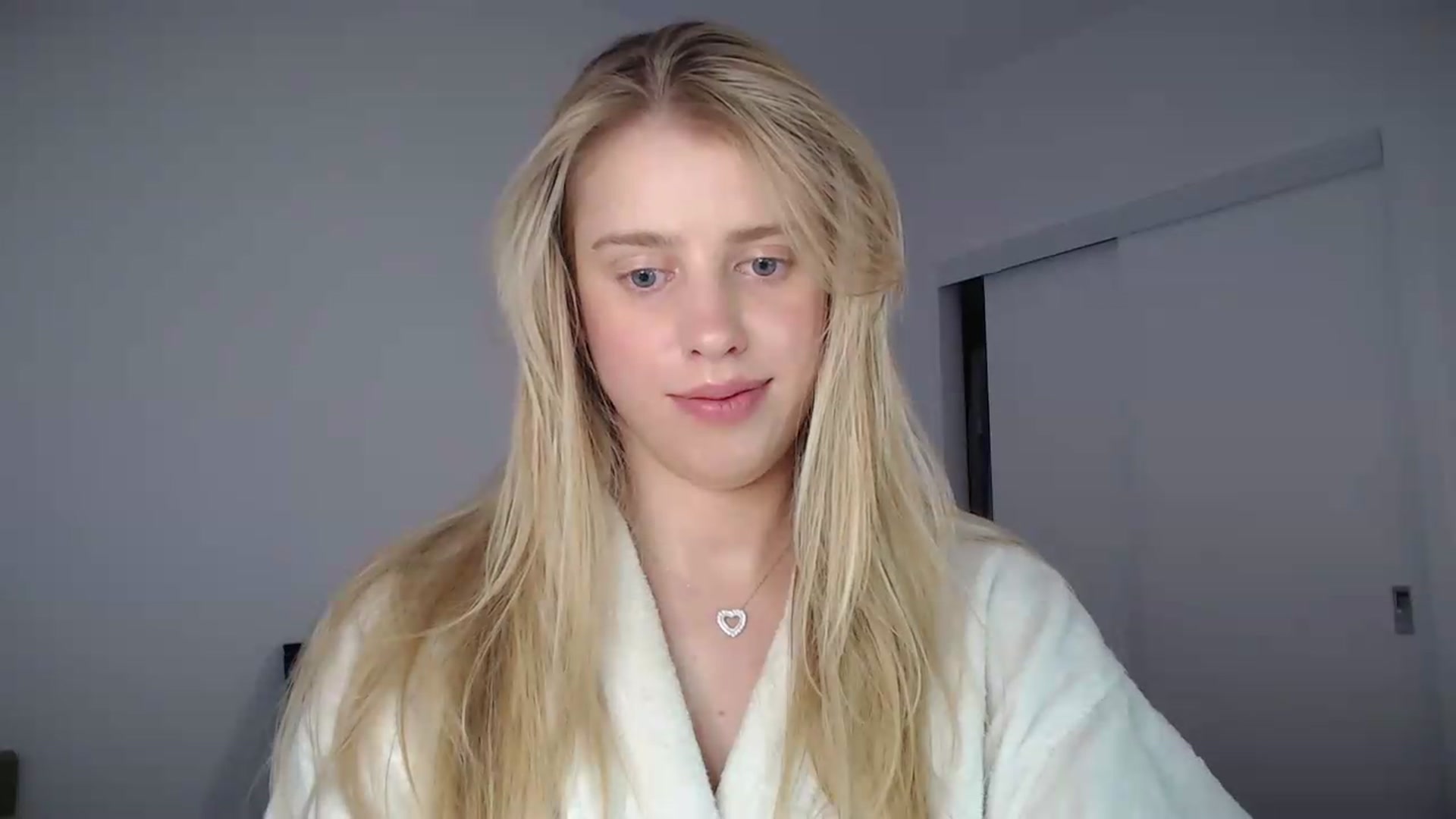 Gallery image thumbnail from LIONESS_1's myfreecams stream on, 08/16/2026, 17:47 image 3 of 20