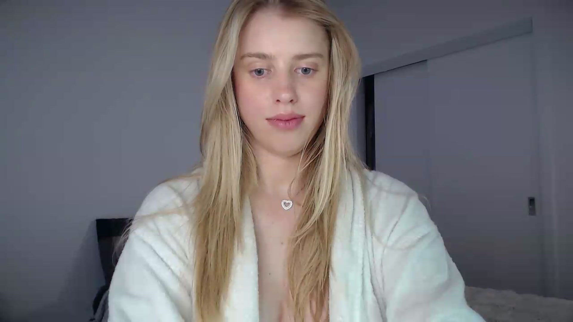 Gallery image thumbnail from LIONESS_1's myfreecams stream on, 08/16/2026, 17:47 image 13 of 20