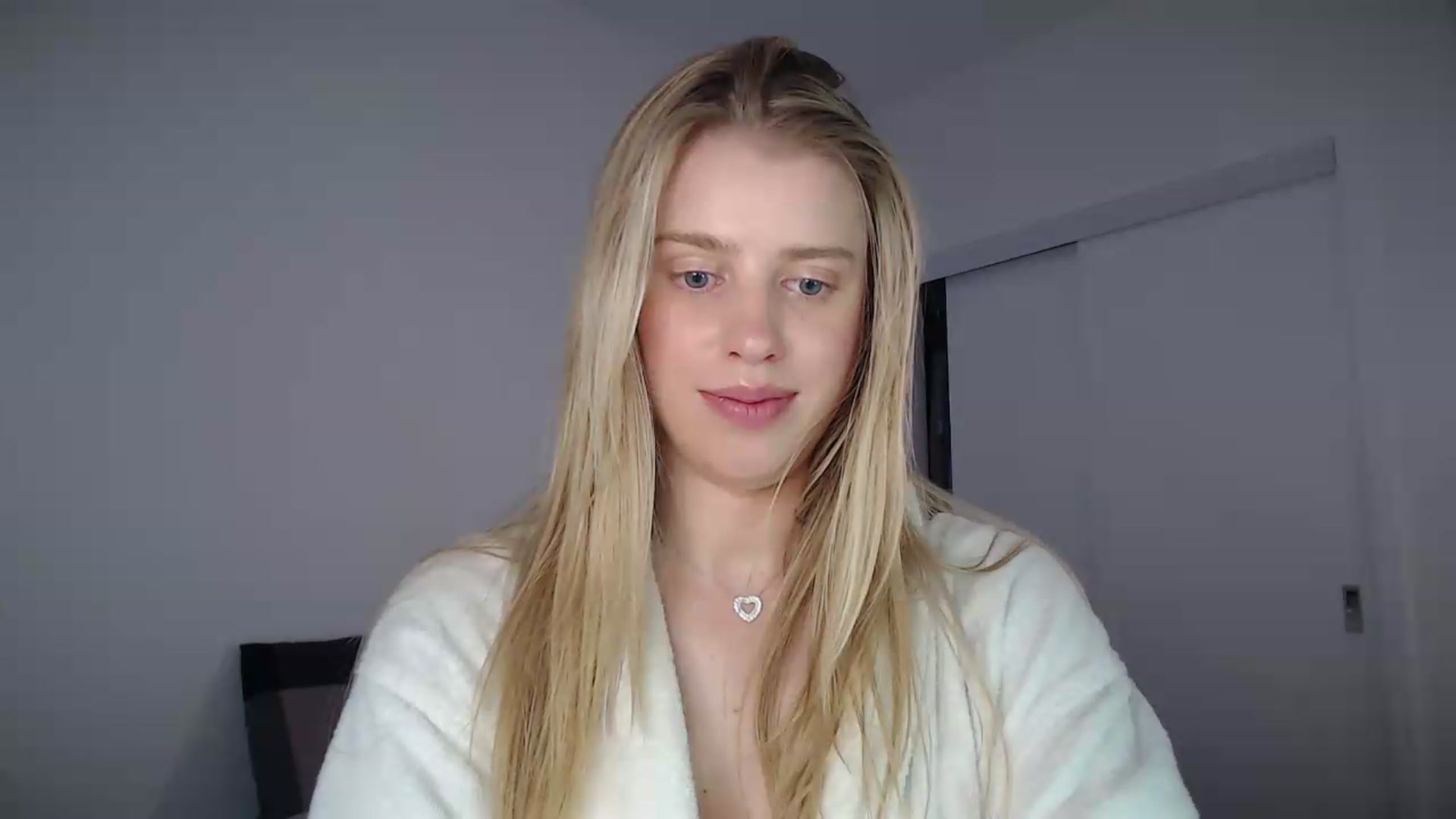 Gallery image thumbnail from LIONESS_1's myfreecams stream on, 08/16/2026, 17:47 image 11 of 20