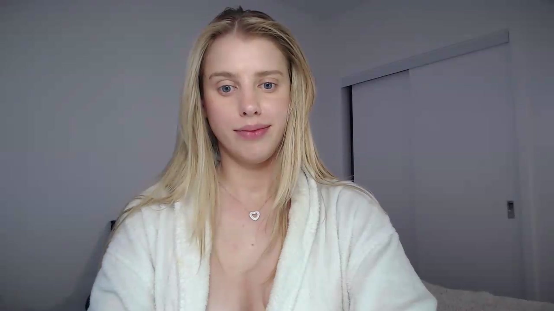 Gallery image thumbnail from LIONESS_1's myfreecams stream on, 08/16/2026, 20:43 image 19 of 20