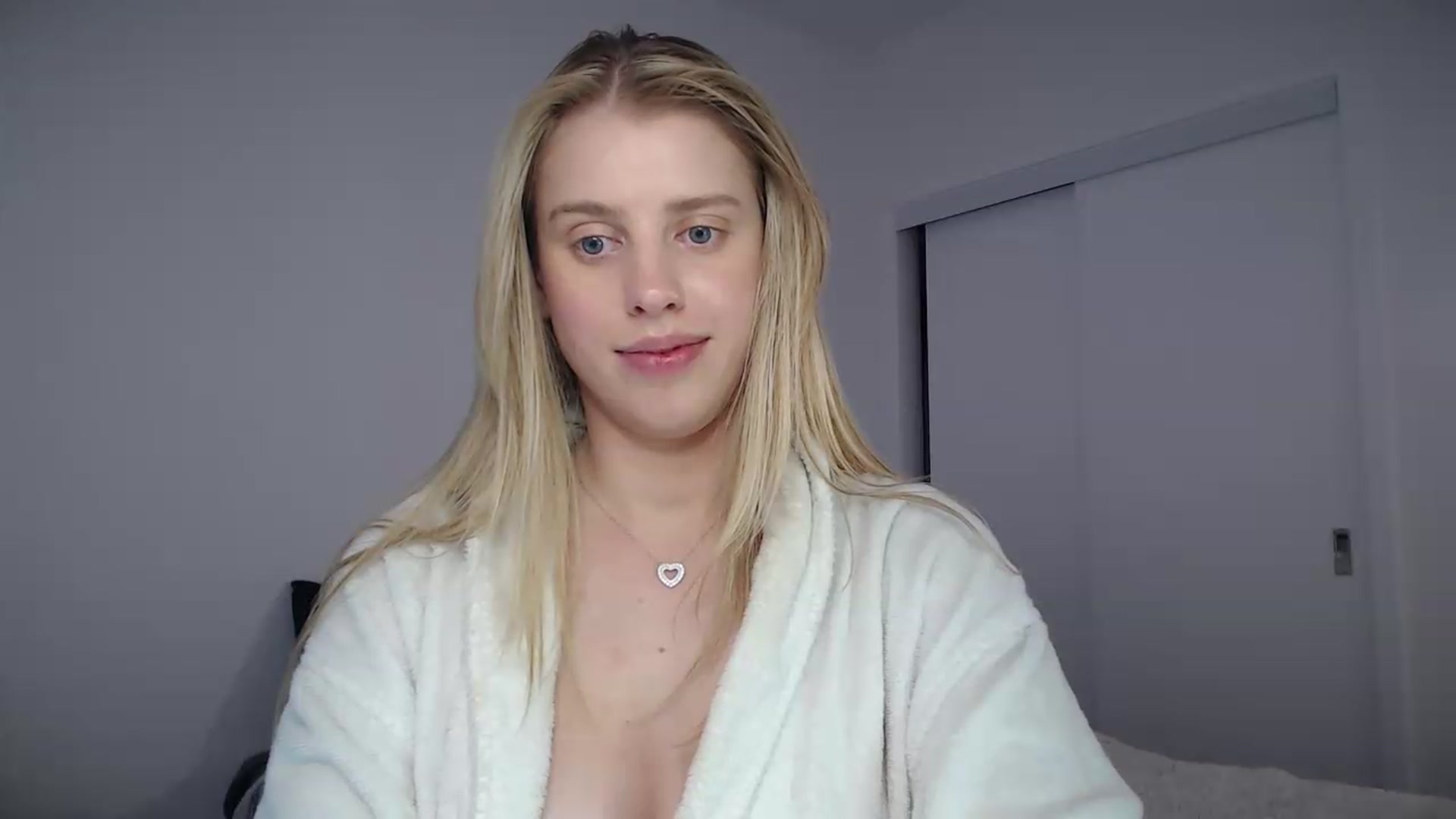 Gallery image thumbnail from LIONESS_1's myfreecams stream on, 08/16/2026, 20:43 image 20 of 20