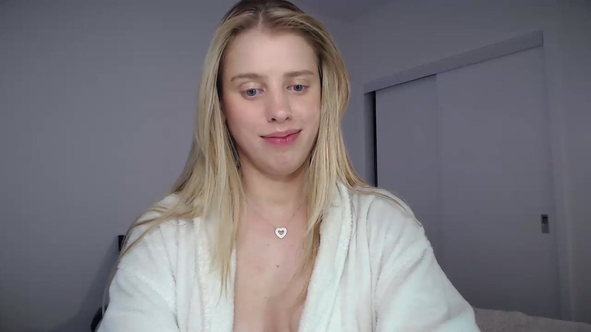 Gallery image thumbnail from LIONESS_1's myfreecams stream on, 08/16/2026, 20:43 image 15 of 20