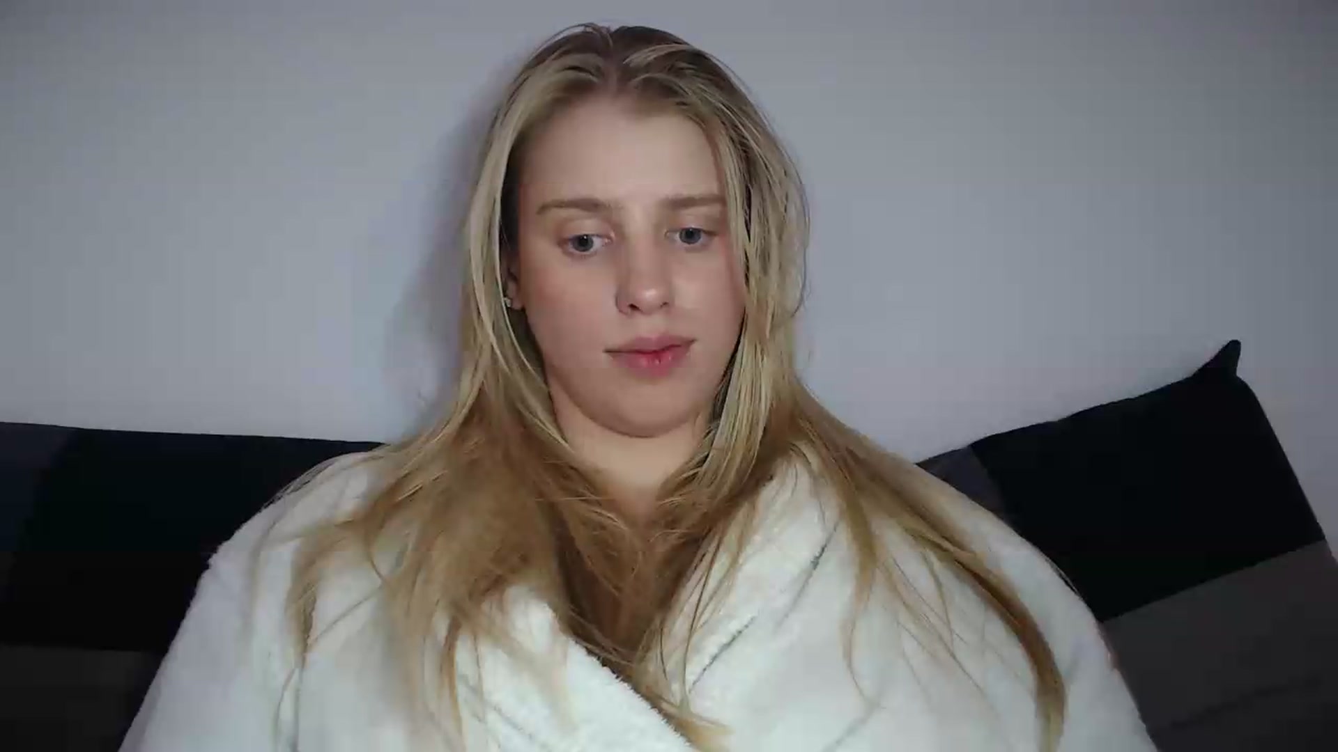 Gallery image thumbnail from LIONESS_1's myfreecams stream on, 08/16/2026, 22:23 image 2 of 20