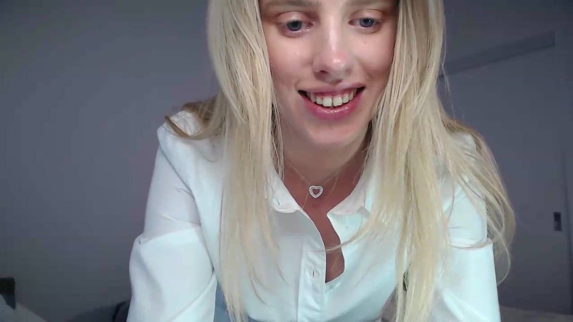 Gallery image thumbnail from LIONESS_1's myfreecams stream on, 08/22/2026, 21:06 image 2 of 20