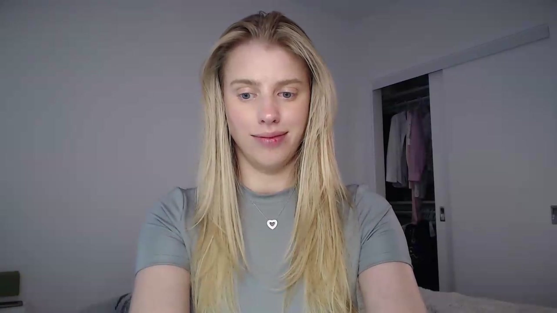 Gallery image thumbnail from LIONESS_1's myfreecams stream on, 08/22/2026, 22:44 image 14 of 20