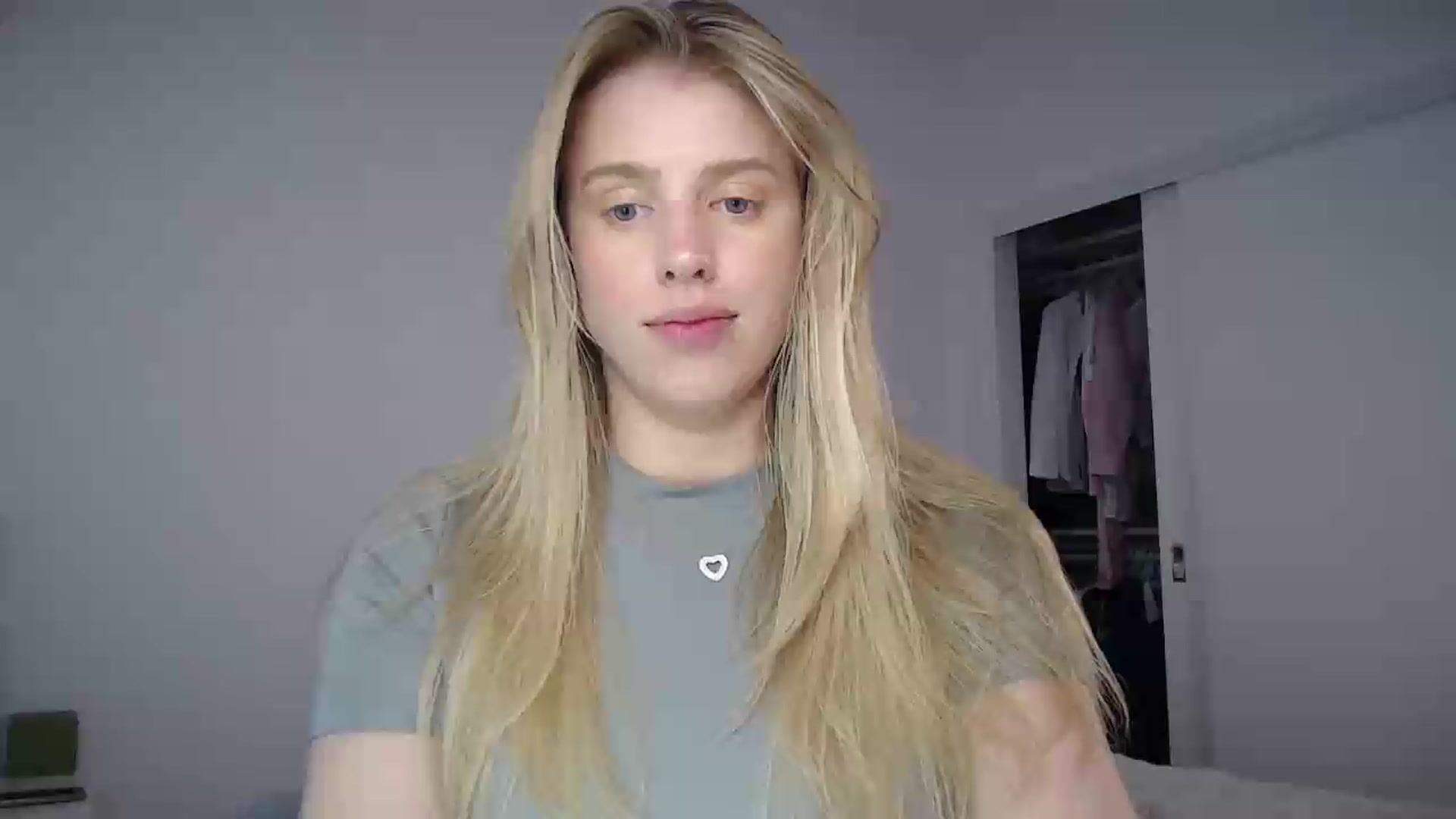 Gallery image thumbnail from LIONESS_1's myfreecams stream on, 08/22/2026, 22:44 image 4 of 20