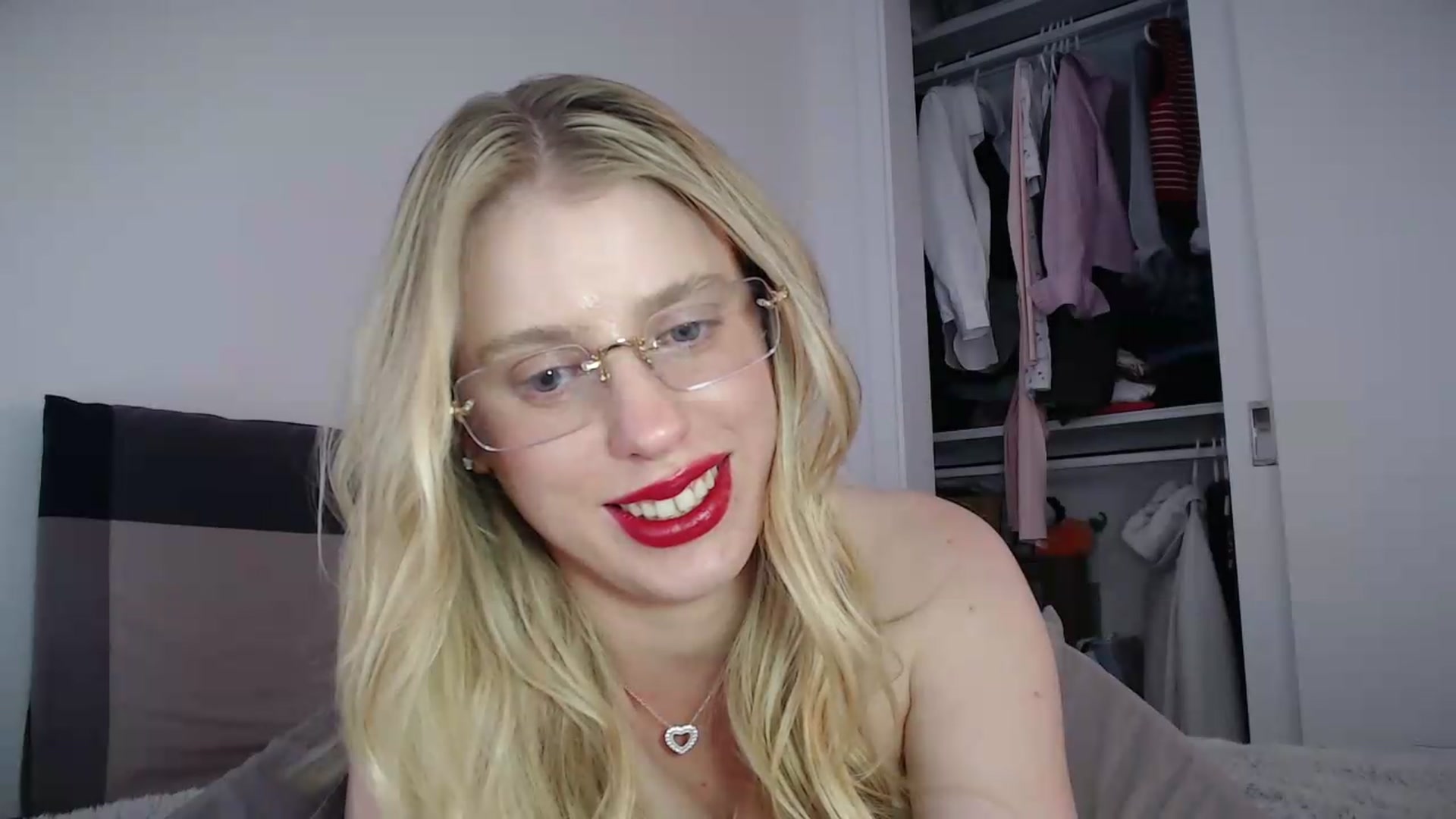Gallery image thumbnail from LIONESS_1's myfreecams stream on, 08/29/2026, 22:37 image 19 of 20
