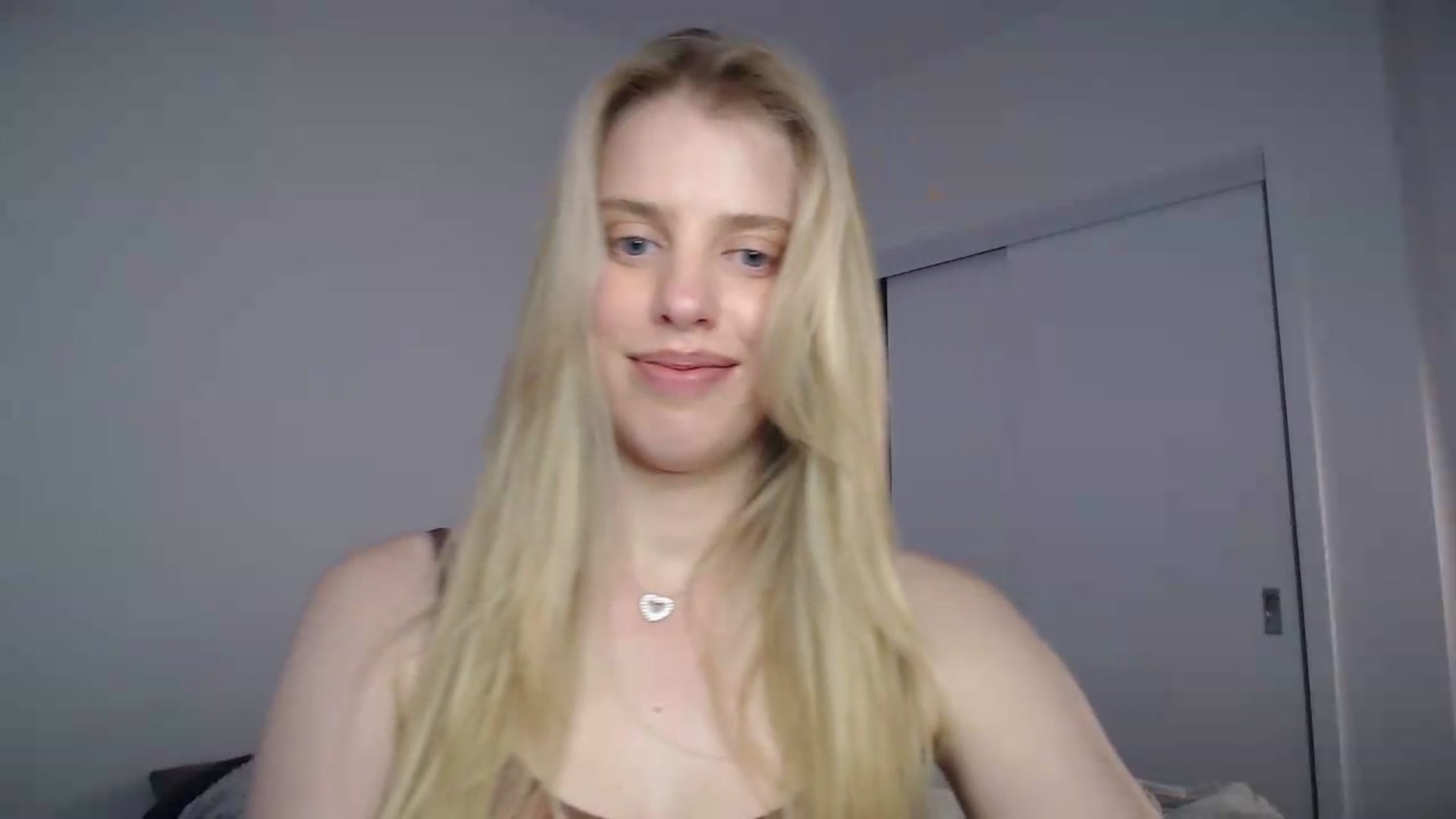 Gallery image thumbnail from LIONESS_1's myfreecams stream on, 08/30/2026, 20:56 image 8 of 20