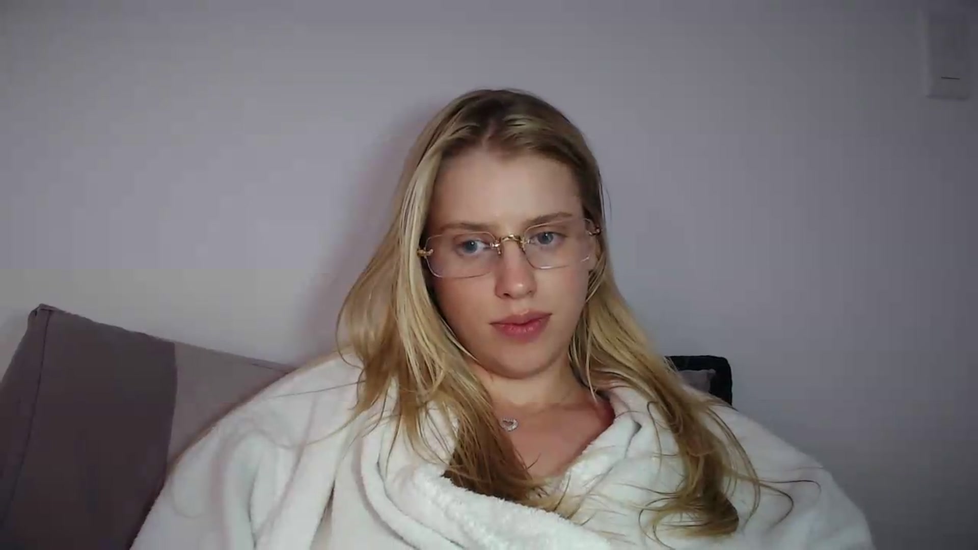 Gallery image thumbnail from LIONESS_1's myfreecams stream on, 08/30/2026, 22:54 image 14 of 20