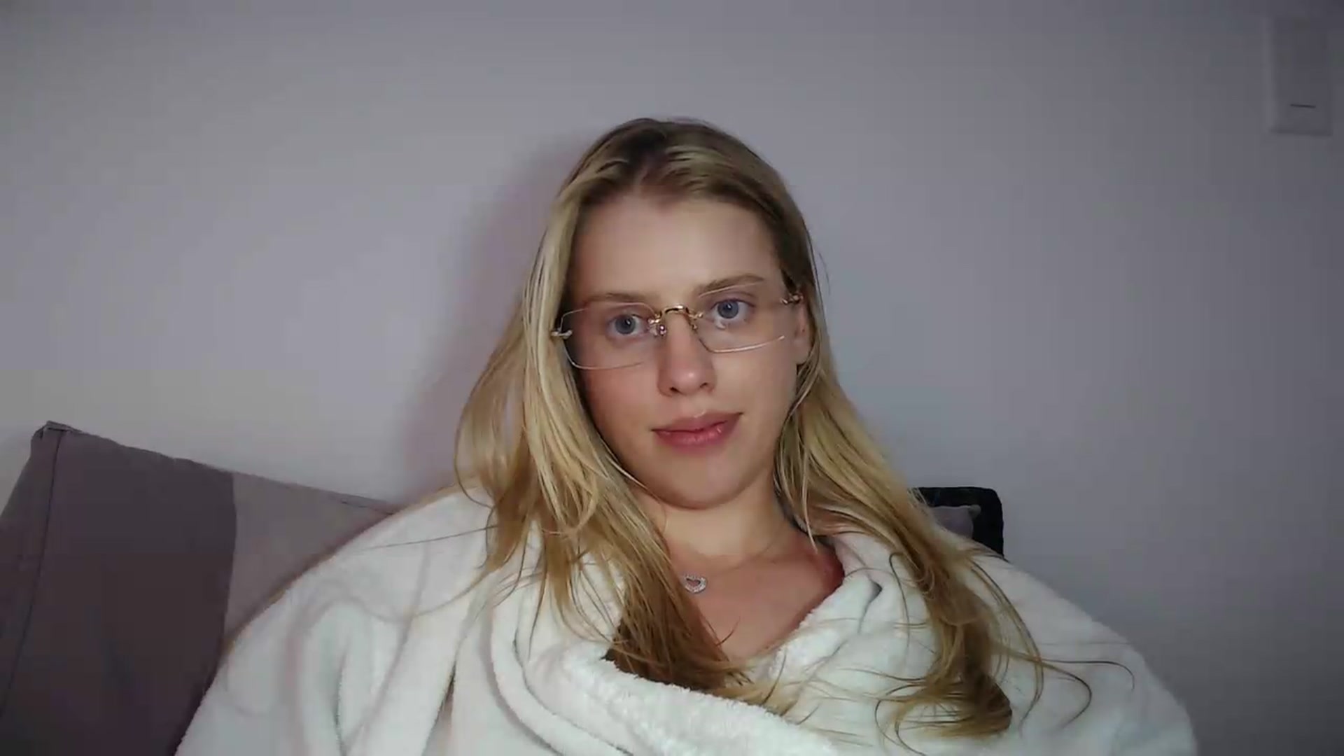 Gallery image thumbnail from LIONESS_1's myfreecams stream on, 08/30/2026, 22:54 image 12 of 20
