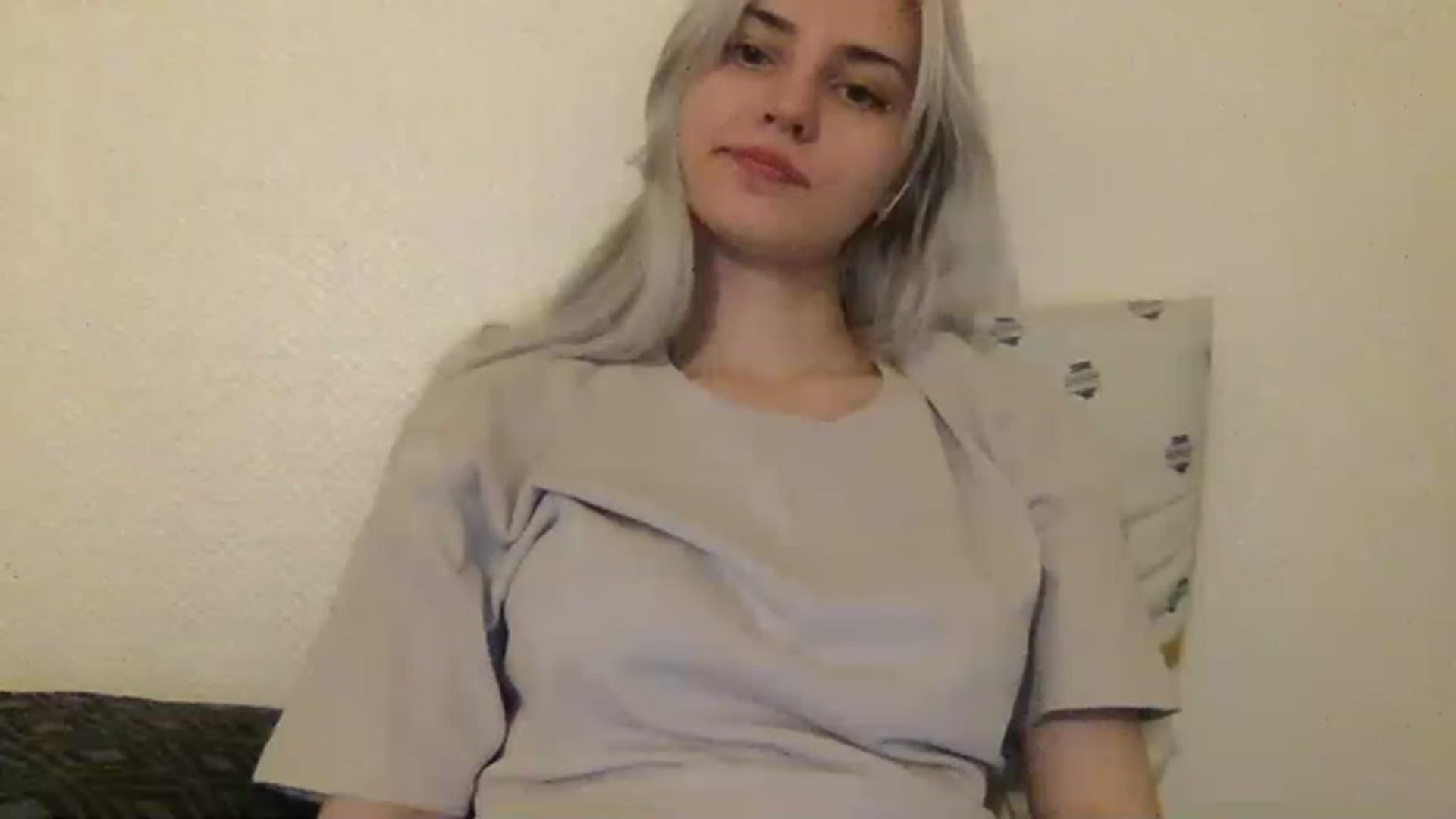Gallery image thumbnail from LLuckyGirl's myfreecams stream on, 01/16/2023, 02:03 image 9 of 20
