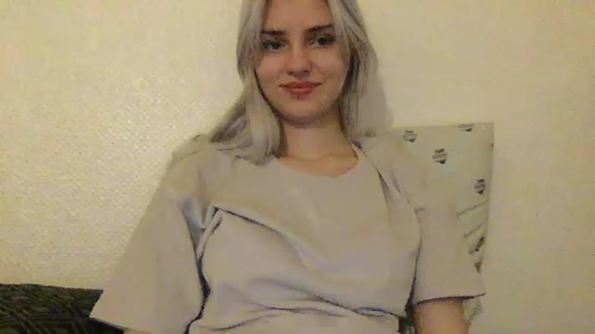 Gallery image thumbnail from LLuckyGirl's myfreecams stream on, 01/16/2023, 02:03 image 11 of 20