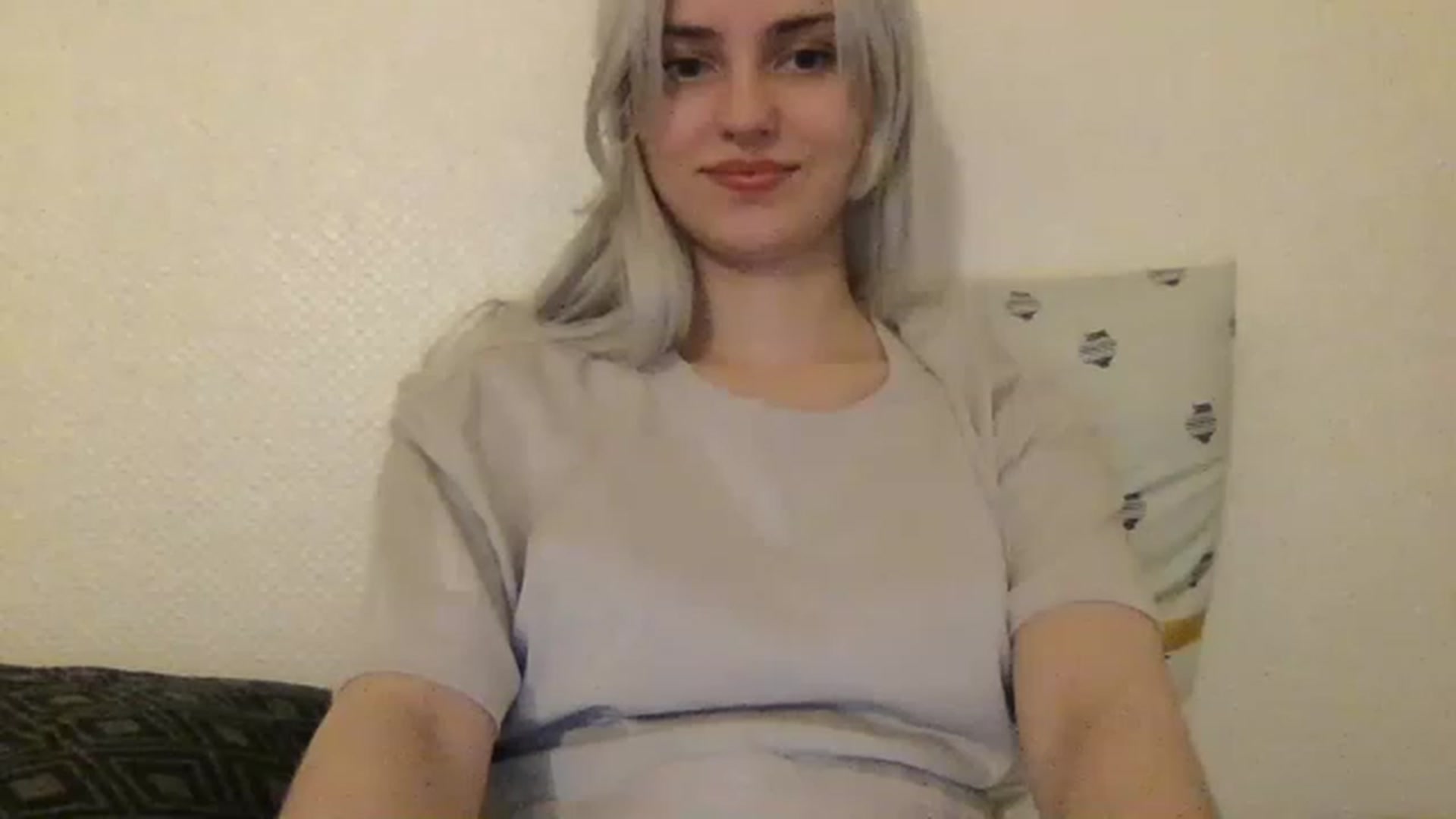 Gallery image thumbnail from LLuckyGirl's myfreecams stream on, 01/16/2023, 02:03 image 1 of 20
