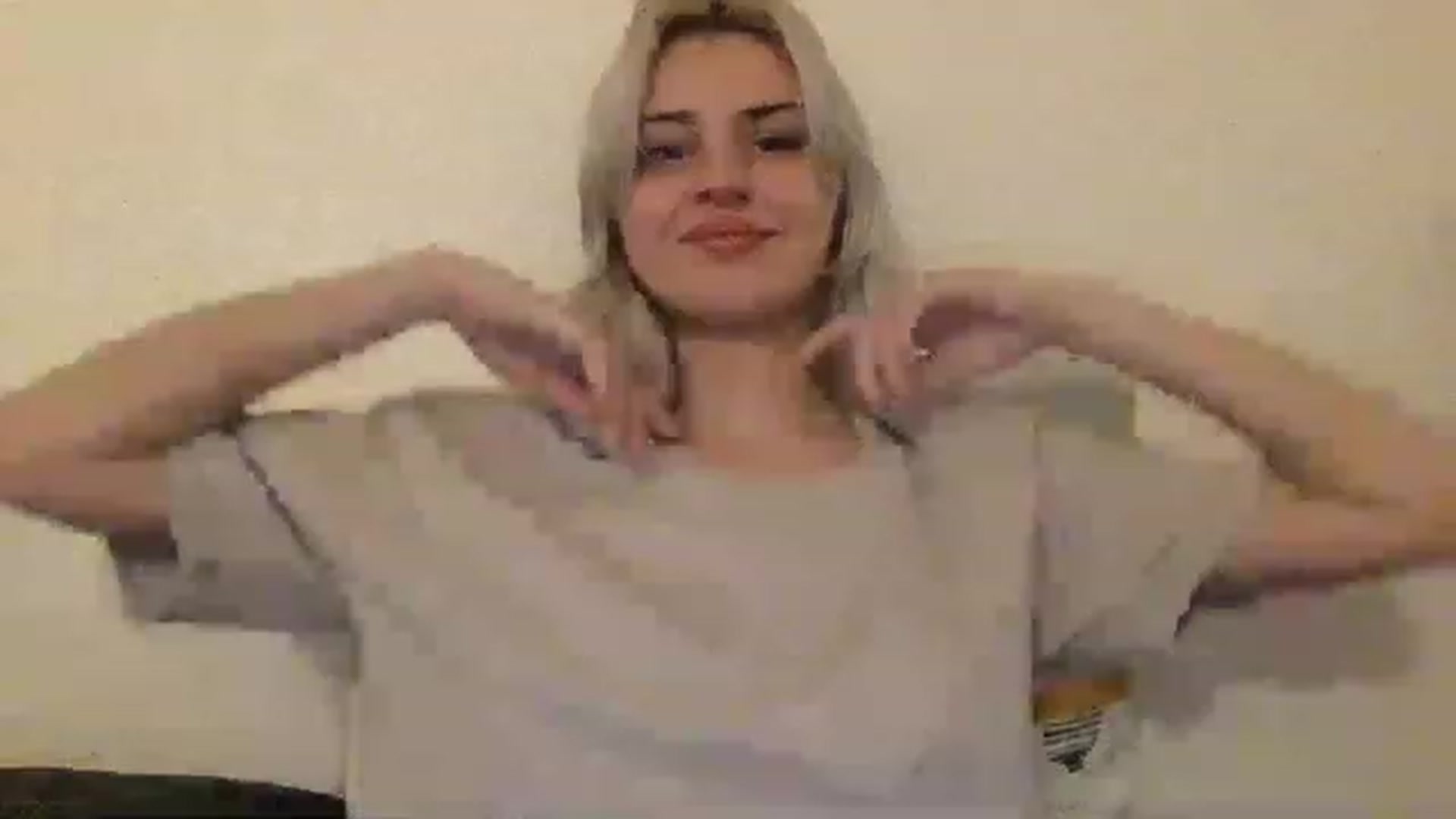 Gallery image thumbnail from LLuckyGirl's myfreecams stream on, 01/16/2023, 02:03 image 13 of 20