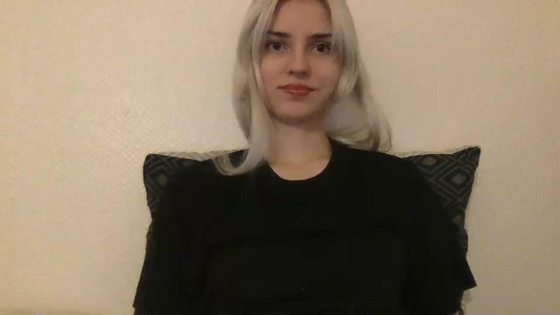 Gallery image thumbnail from LLuckyGirl's myfreecams stream on, 01/19/2023, 23:33 image 16 of 20