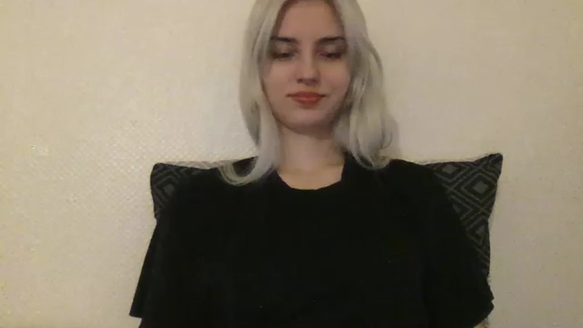 Gallery image thumbnail from LLuckyGirl's myfreecams stream on, 01/19/2023, 23:33 image 11 of 20