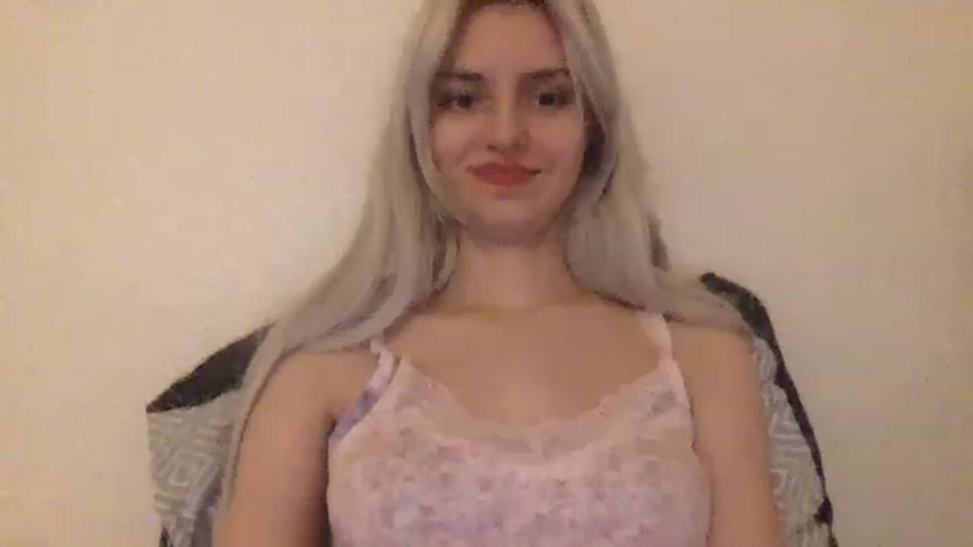 Gallery image thumbnail from LLuckyGirl's myfreecams stream on, 02/01/2023, 01:24 image 9 of 20