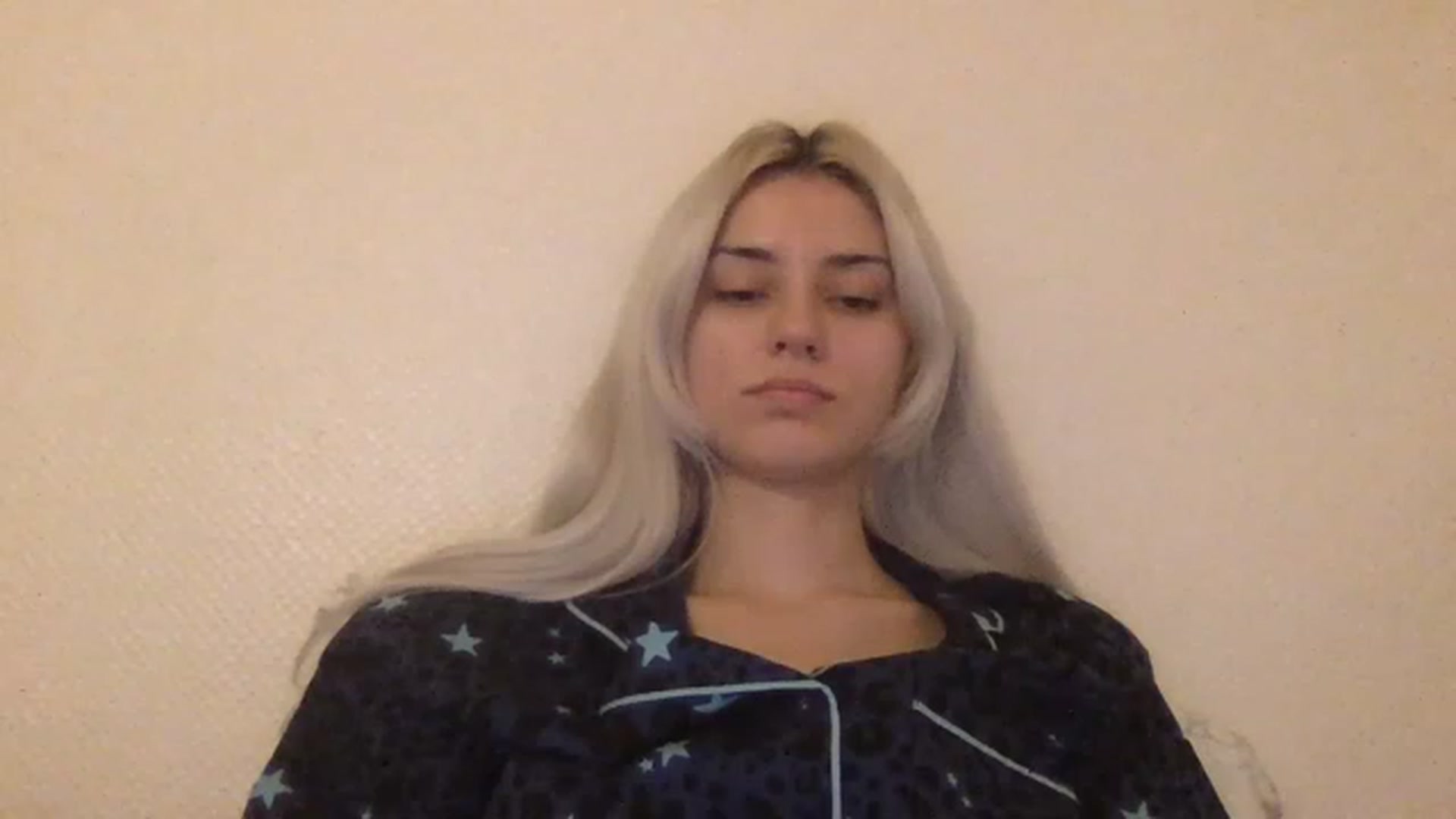 Gallery image thumbnail from LLuckyGirl's myfreecams stream on, 02/03/2023, 02:20 image 3 of 20