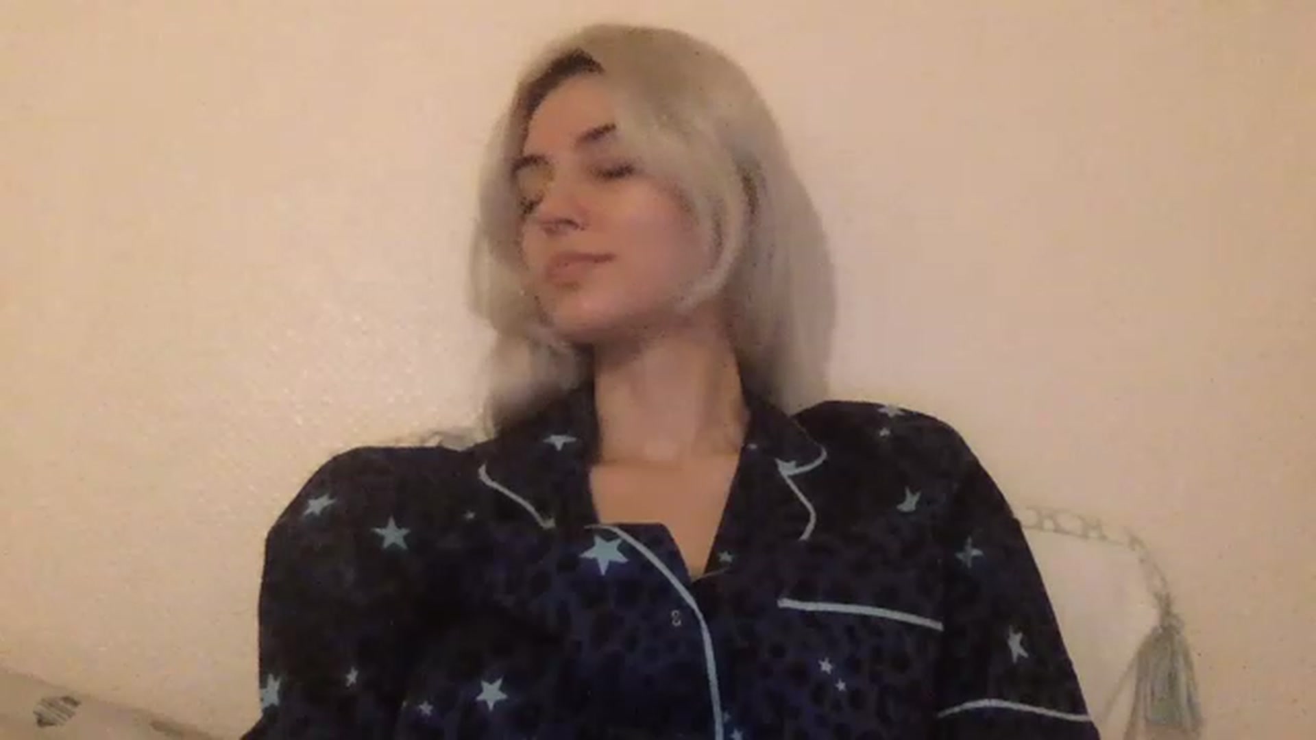 Gallery image thumbnail from LLuckyGirl's myfreecams stream on, 02/03/2023, 02:20 image 20 of 20